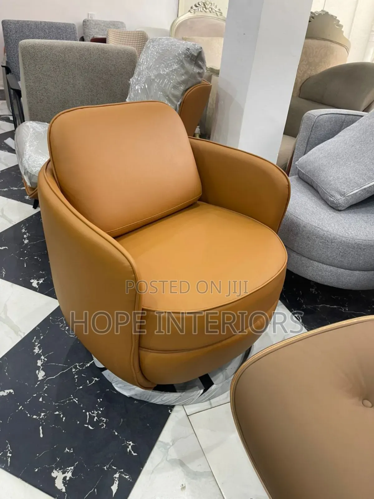 Aciant Chair