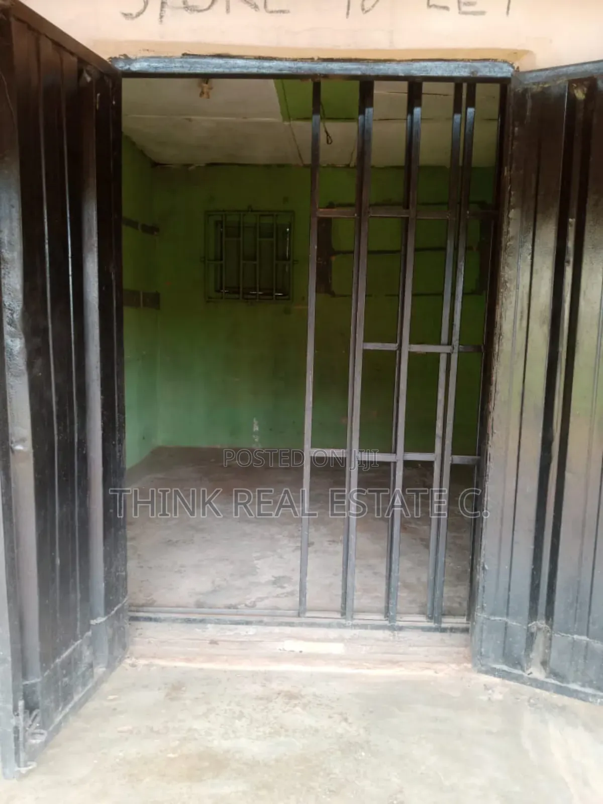 Shop at Aduwawa,Benin City for Rent
