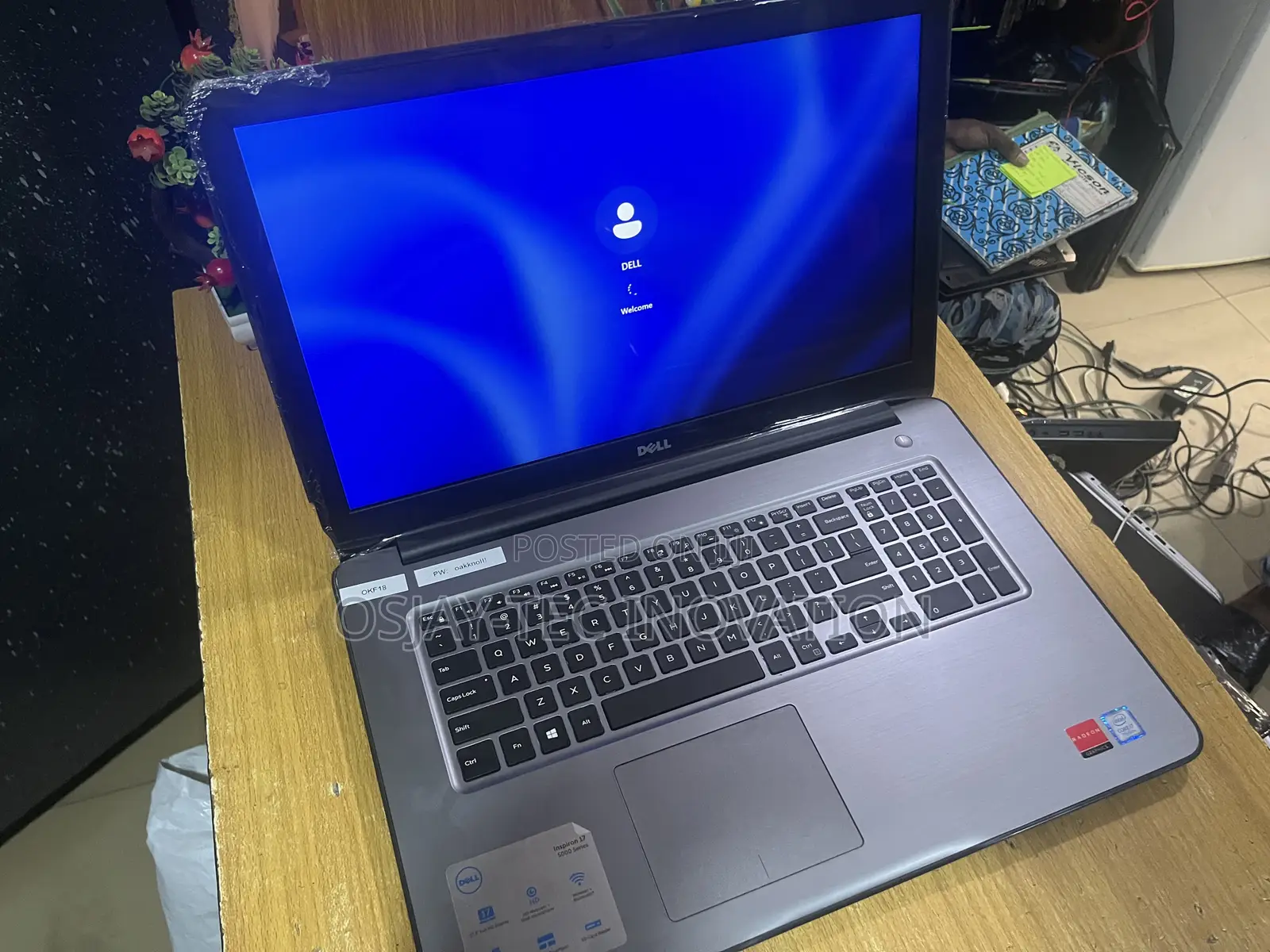 Laptop Dell Inspiron 17 5767 8GB Intel Core i7 HDD 1T