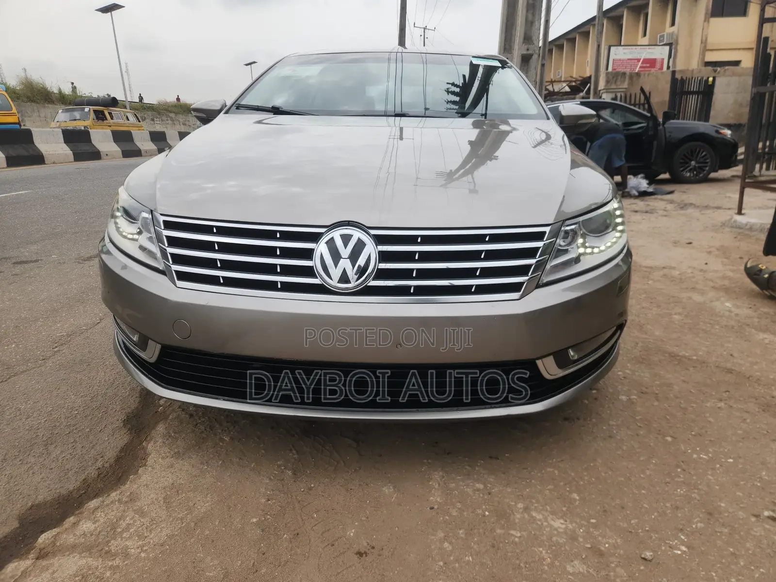Volkswagen Passat 2013 Silver
