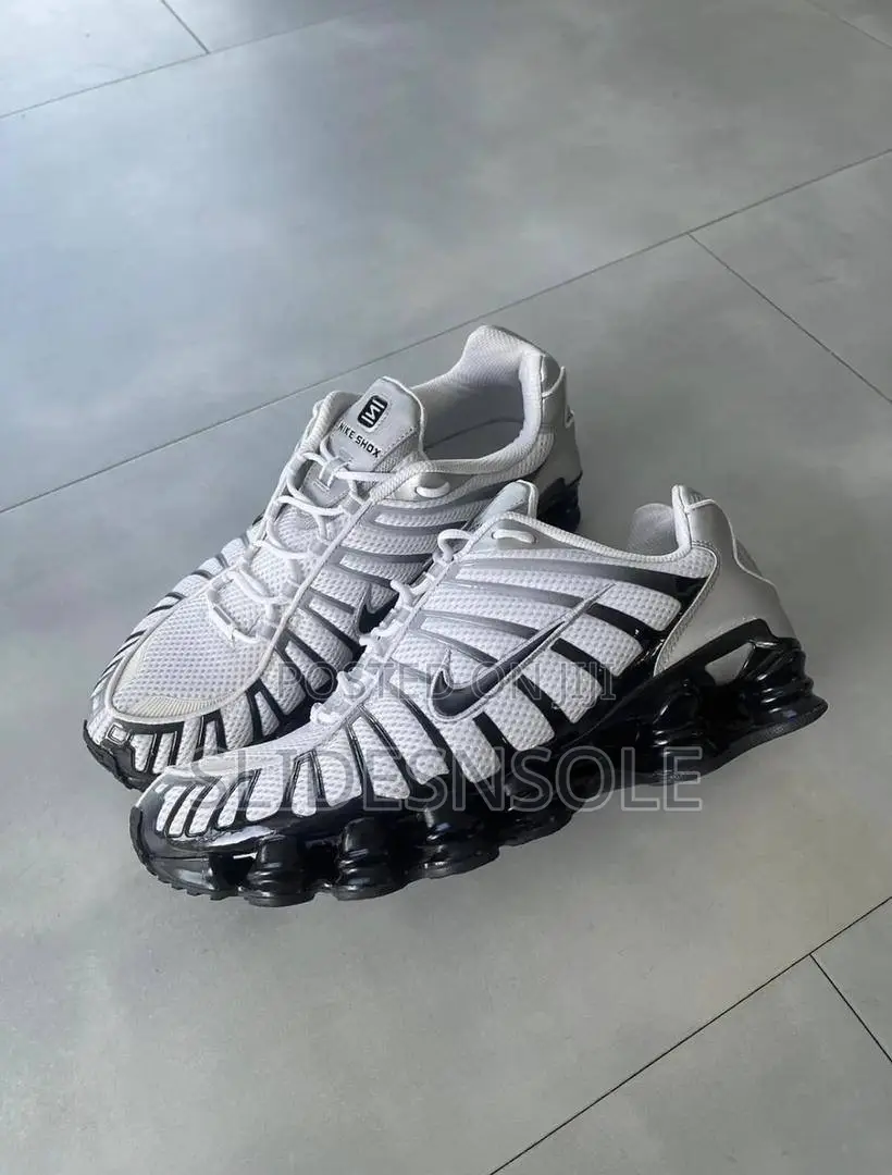 The Nike Shox Tl White/Black Gradient