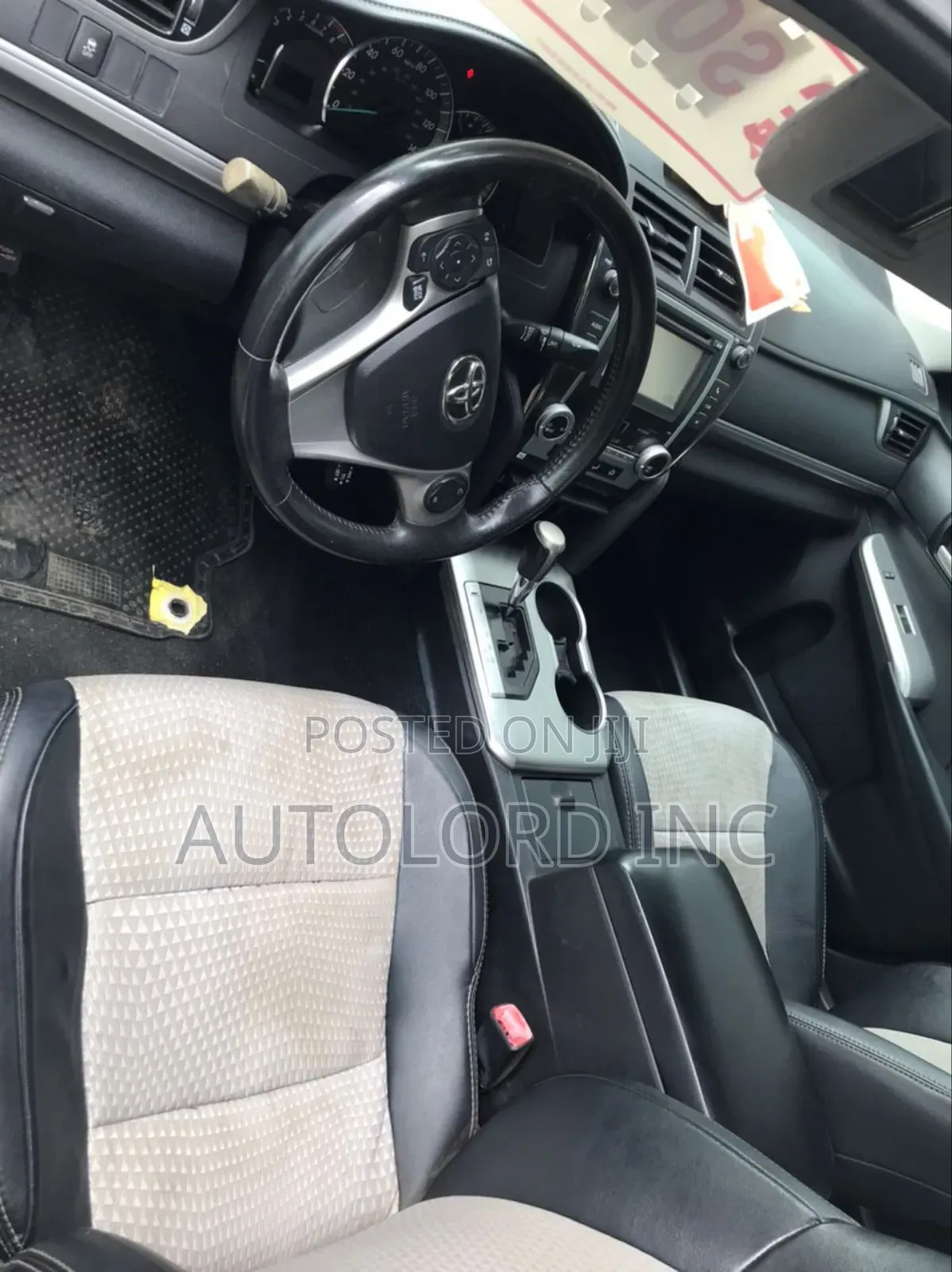 Toyota RAV4 XLE AWD 2020 Gray