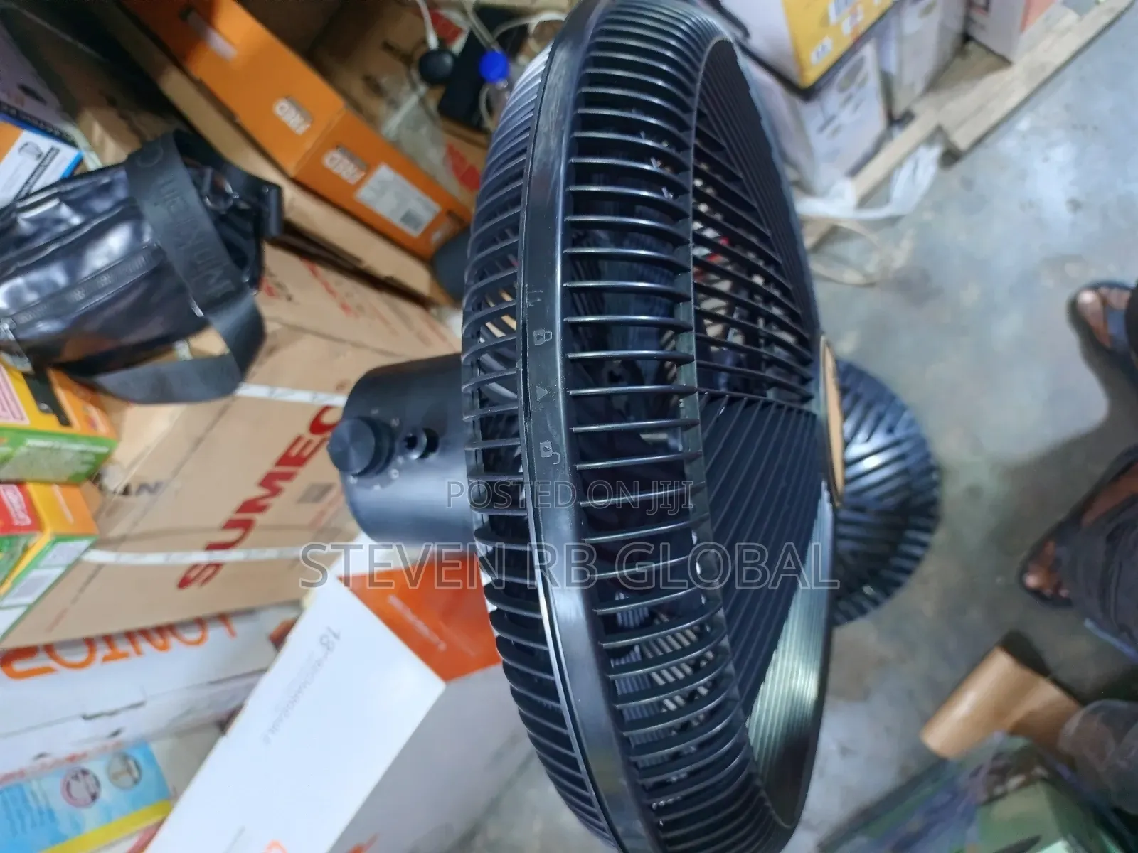 Ava Advanced Ventilation 18-Inch Standing Fan