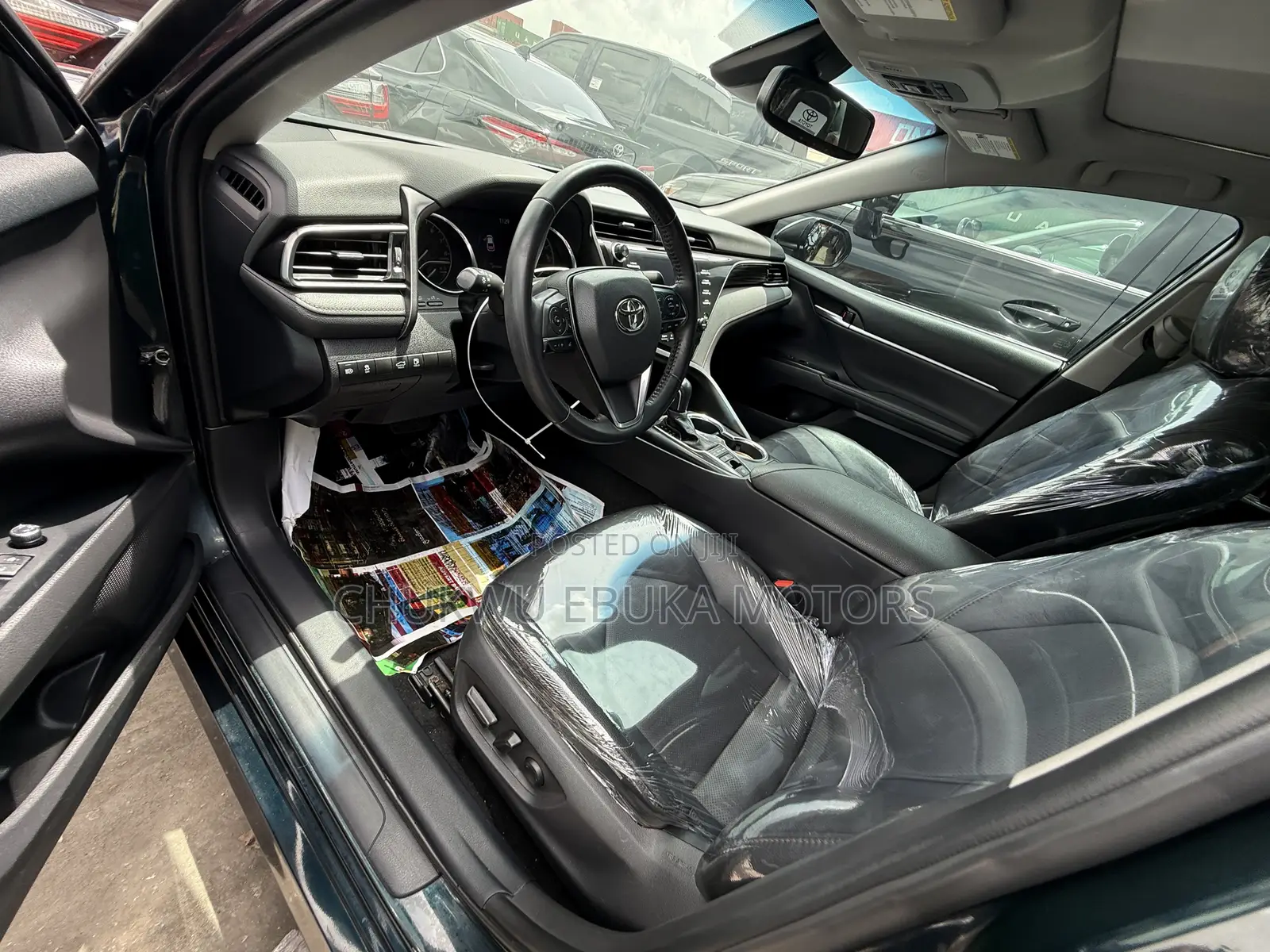 Toyota Camry XLE FWD 2020 Blue