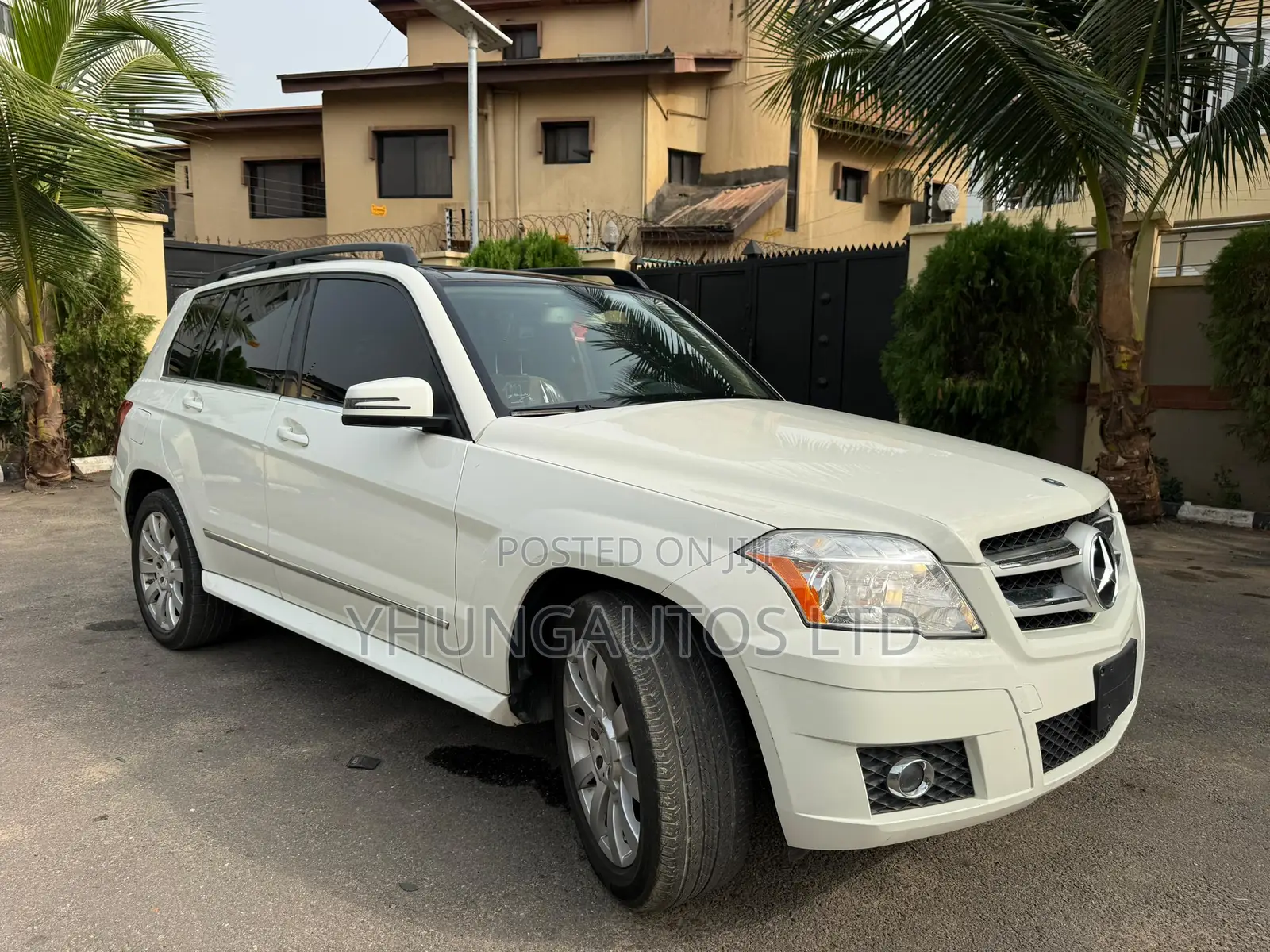 Mercedes-Benz GLK-Class 350 4MATIC 2010 White