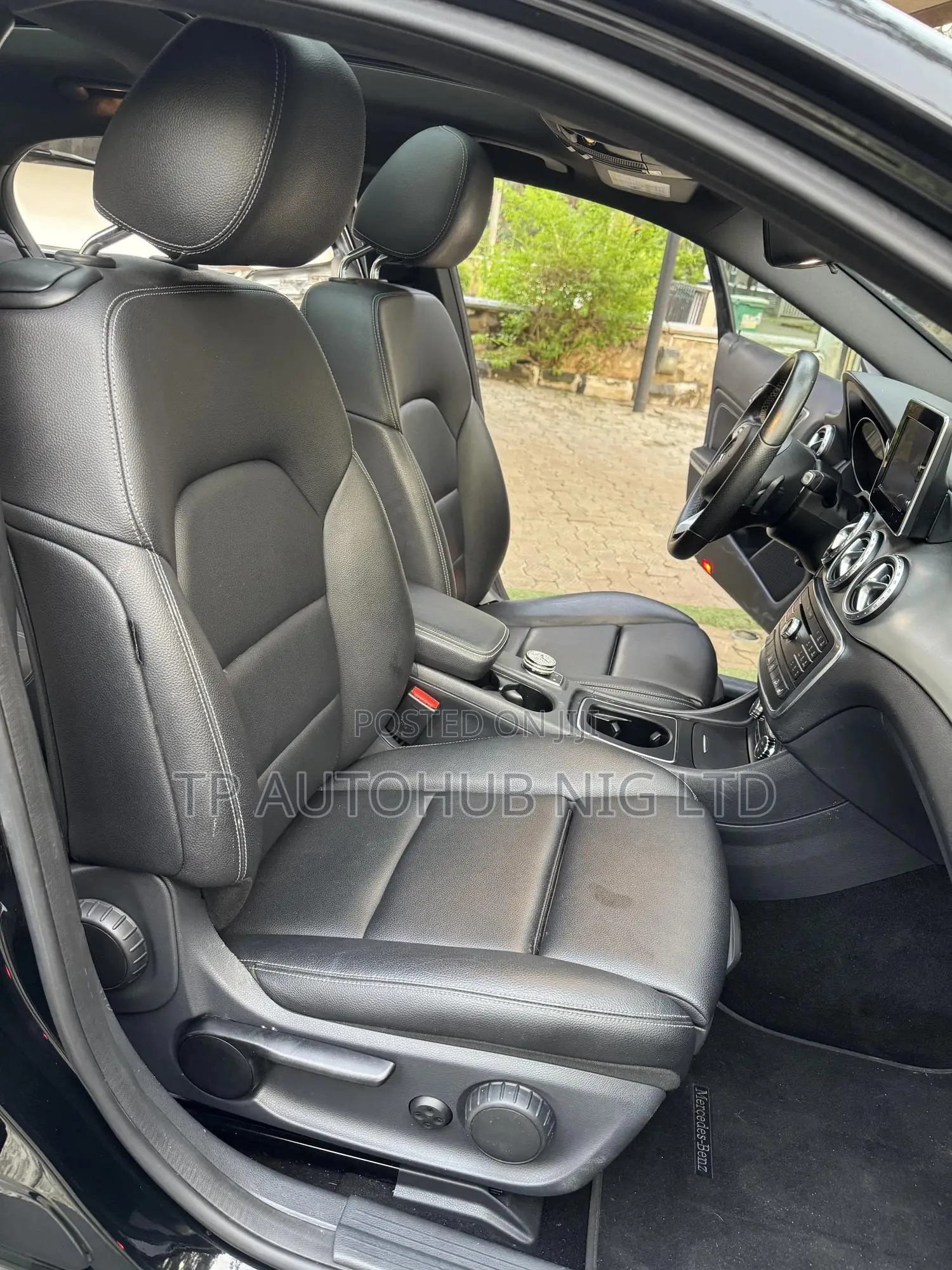 Mercedes-Benz GLA 250 2016 Black