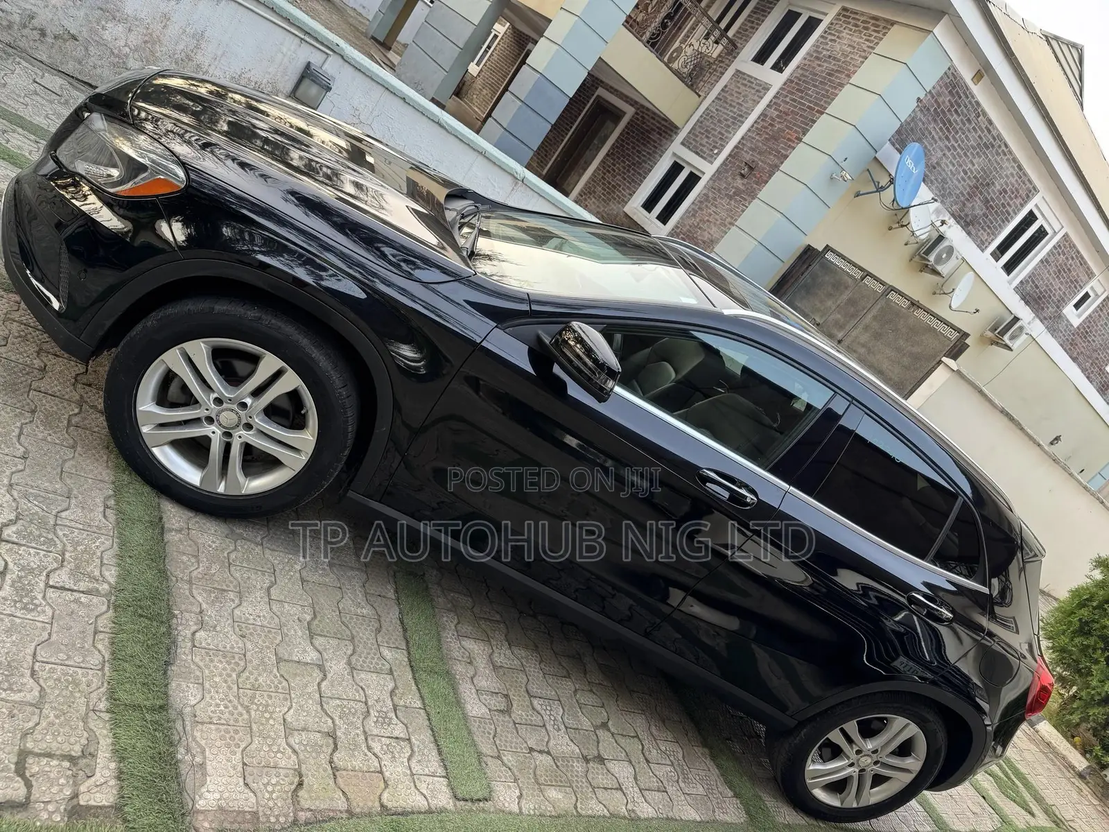 Mercedes-Benz GLA 250 2016 Black