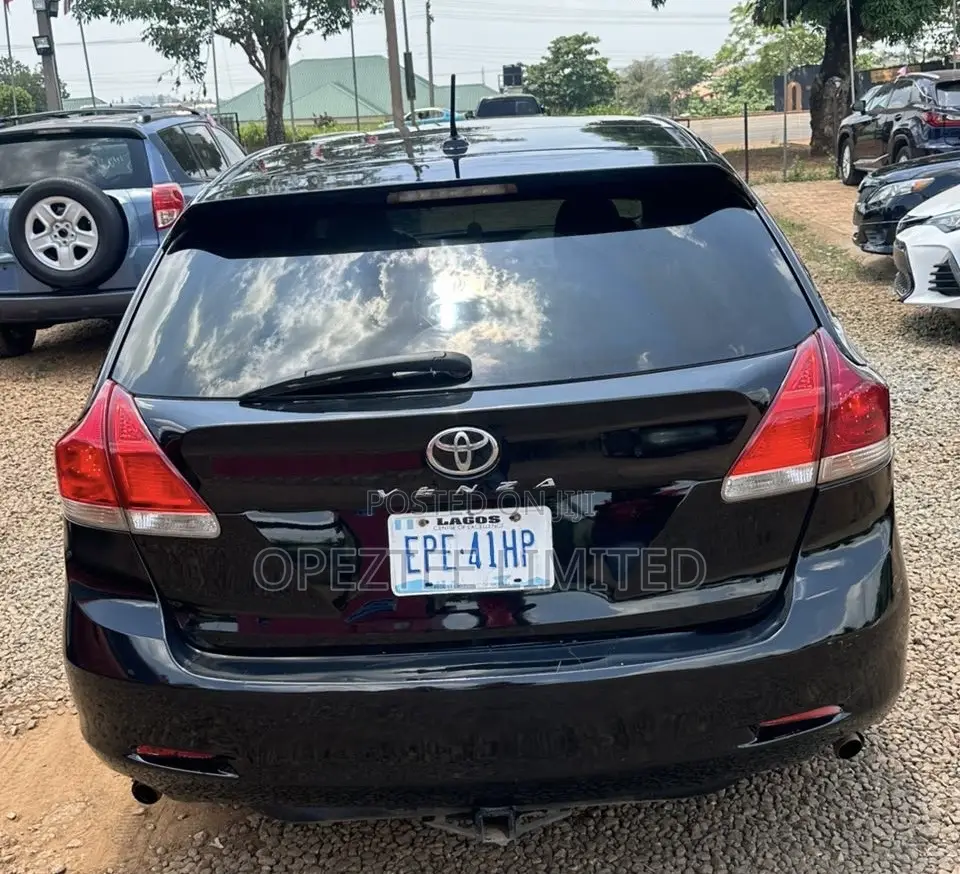 Toyota Venza V6 AWD 2010 Black