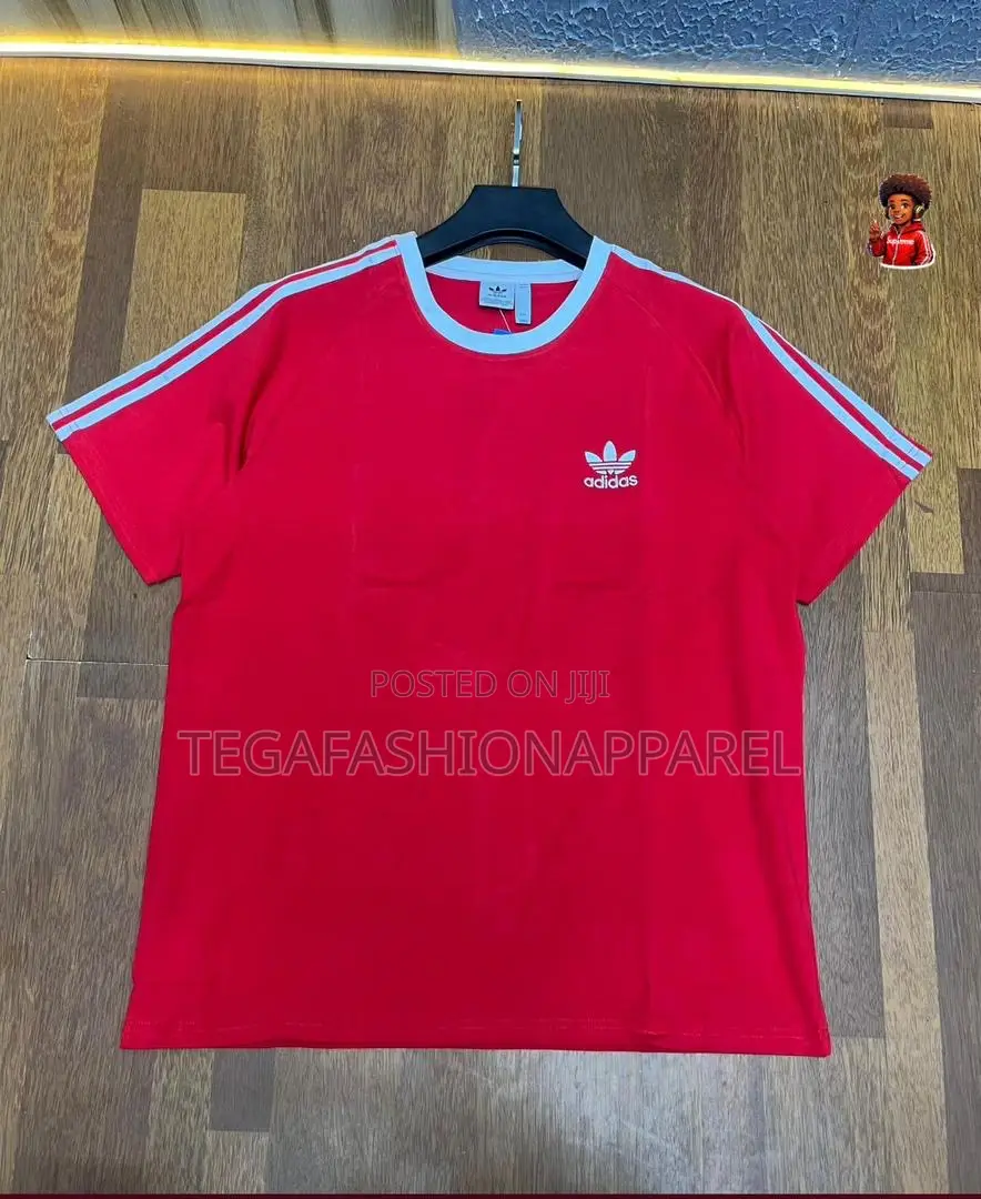 Adidas T-Shirt