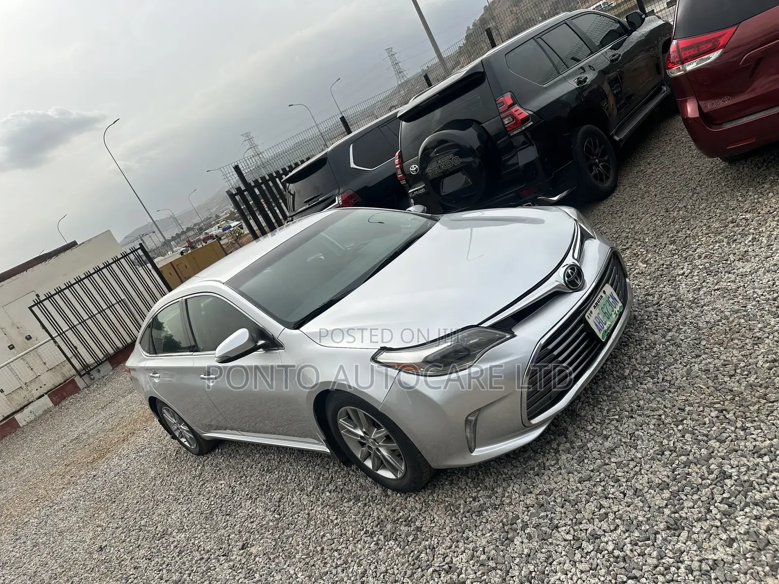 Toyota Avalon XLE Premium 4dr Sedan (3.5L 6cyl 6A) 2014 Silver