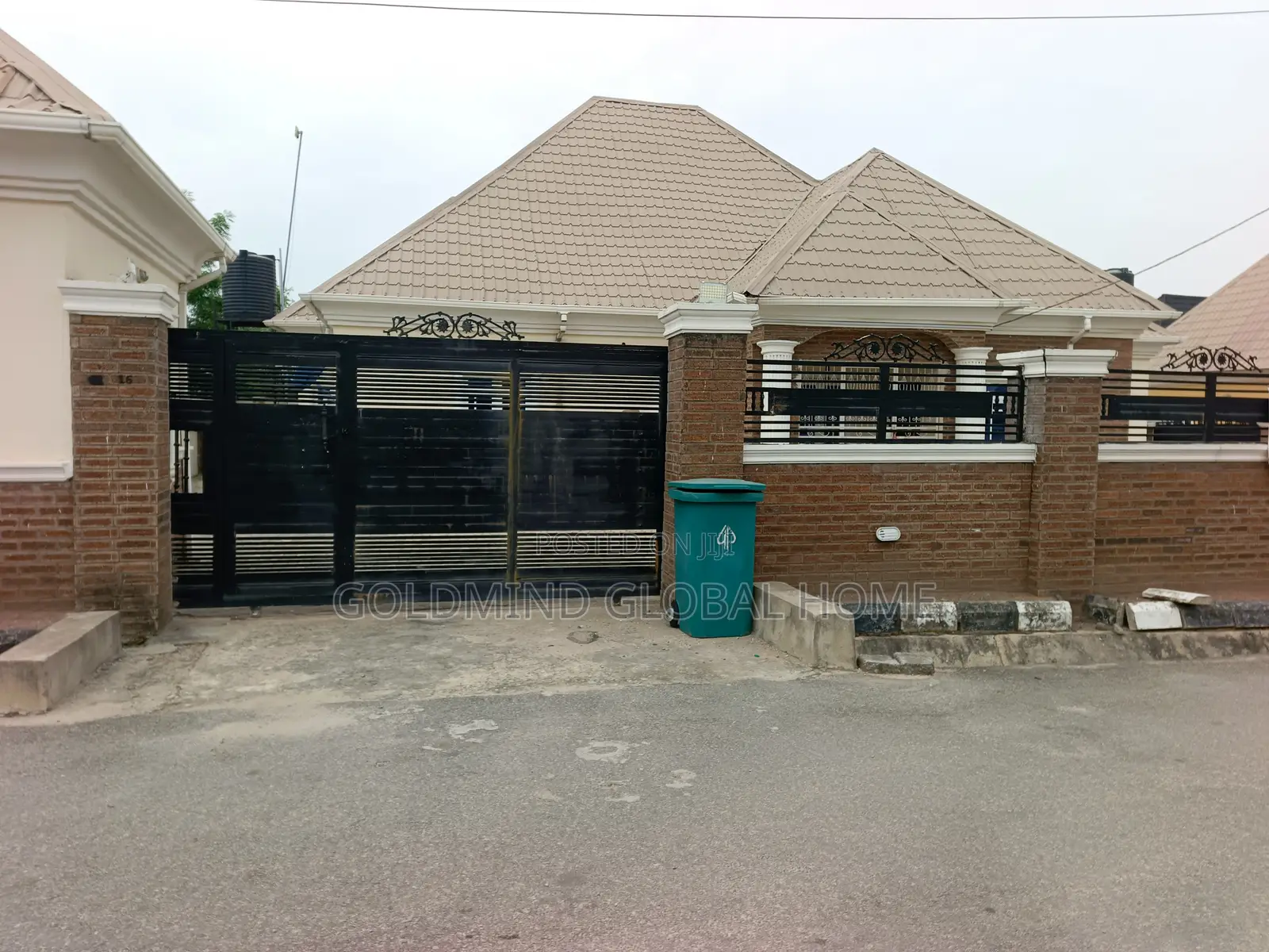 3bdrm Bungalow in Goldmind Estate, FHA for sale