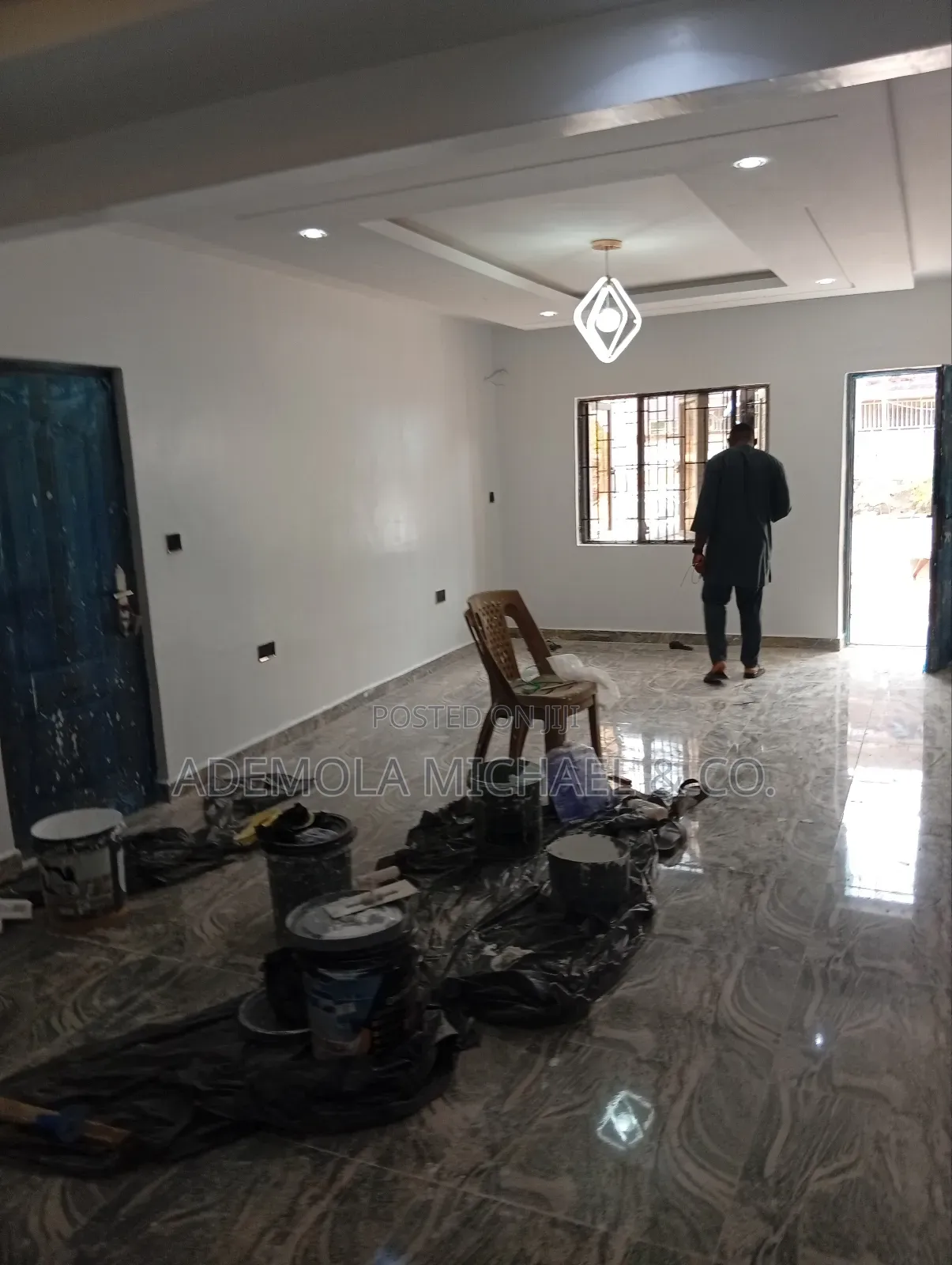 3bdrm Block of Flats in Wuse for sale