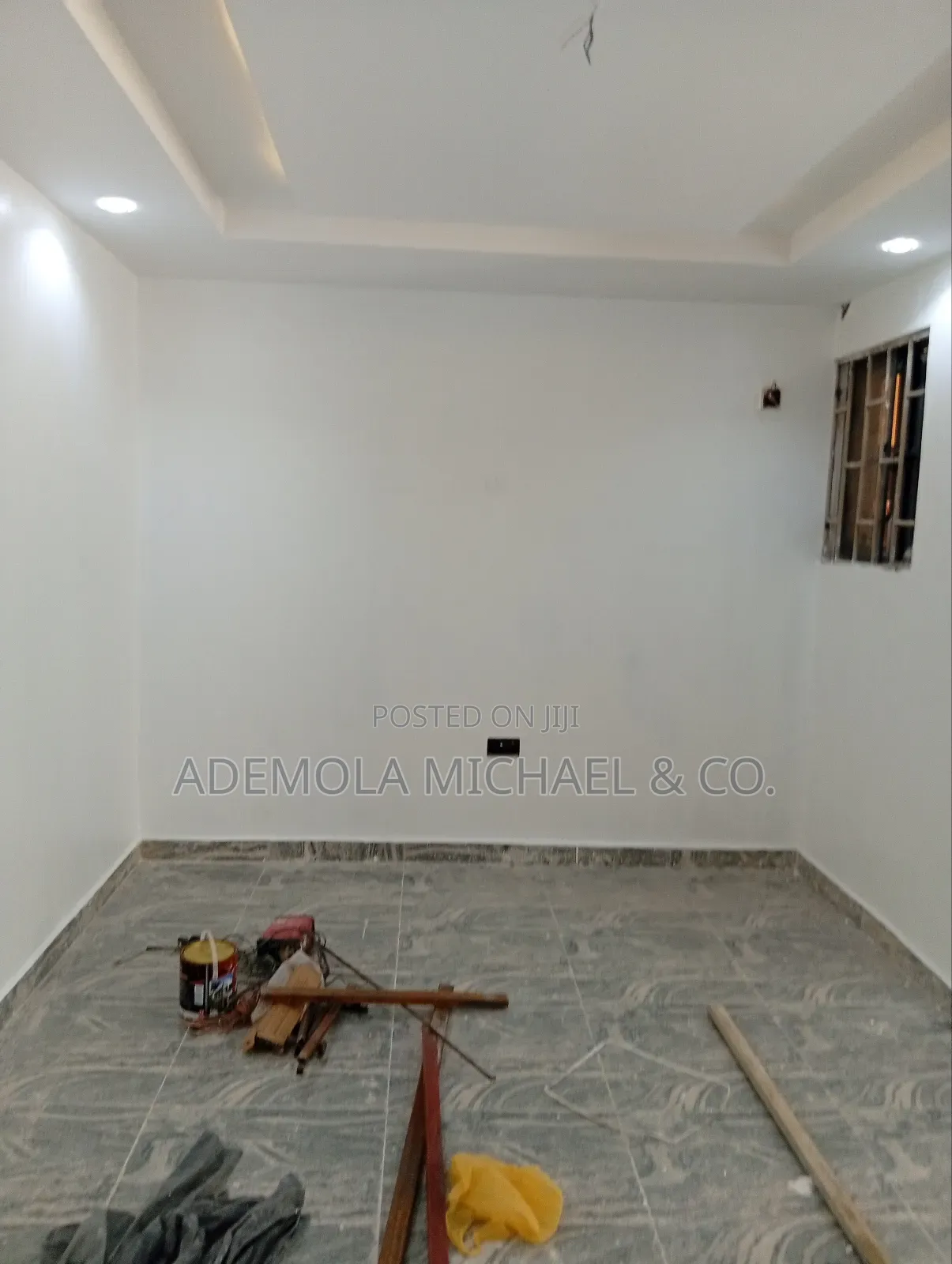 3bdrm Block of Flats in Wuse for sale