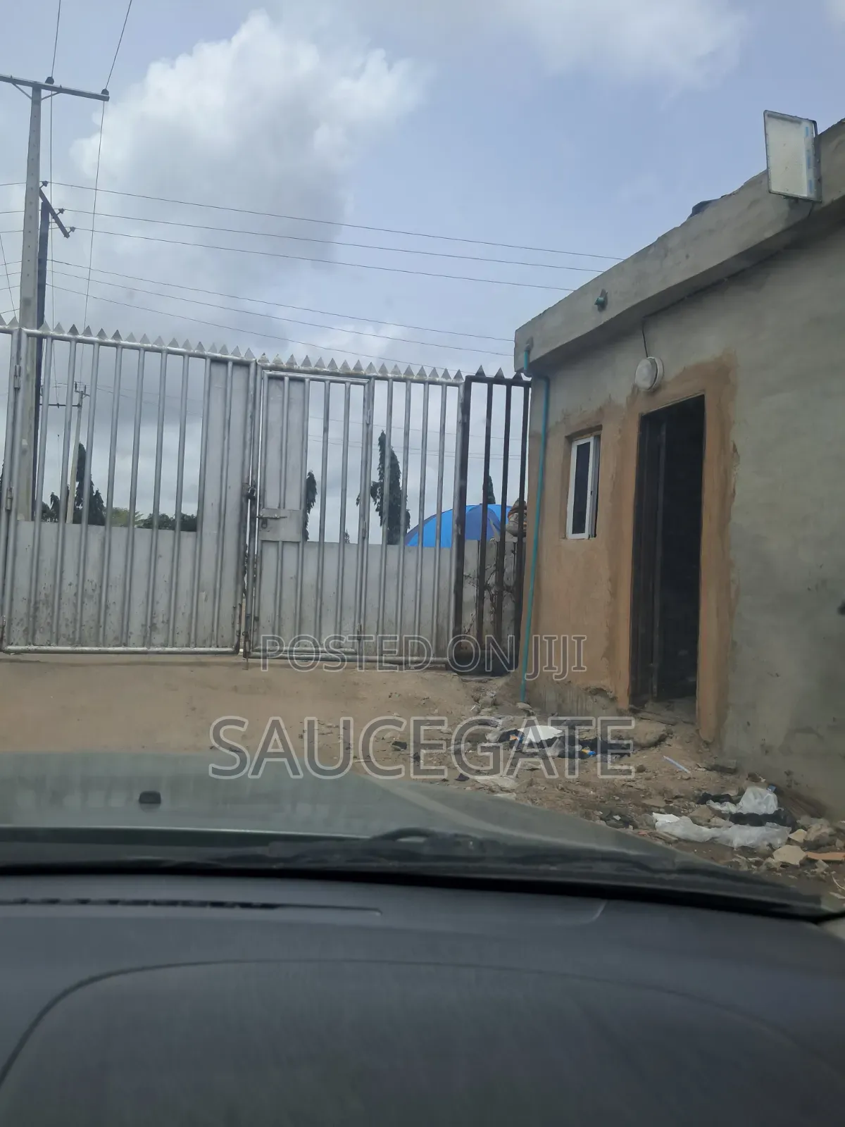 6 Plots Dry for Sale at Abuleoshun for Warehouse or Truck Garage
