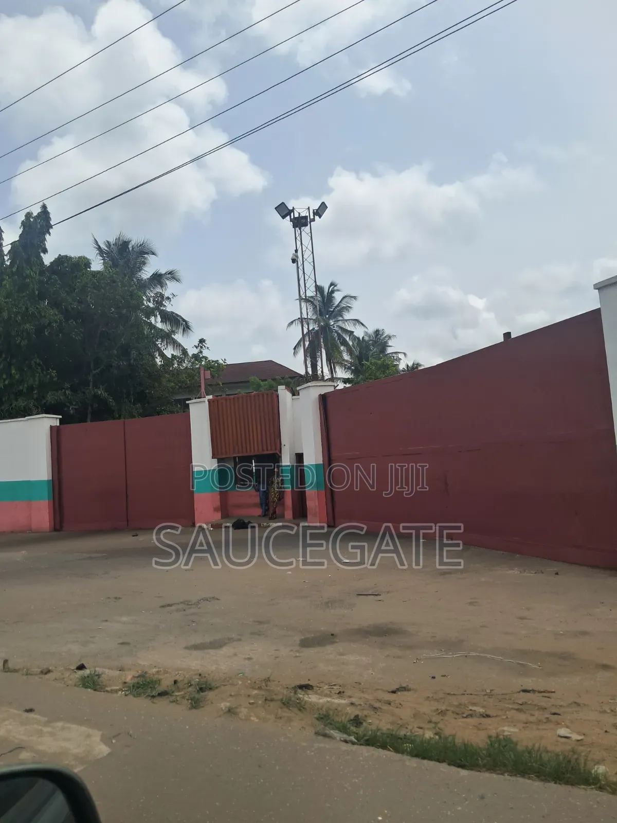 6 Plots Dry for Sale at Abuleoshun for Warehouse or Truck Garage