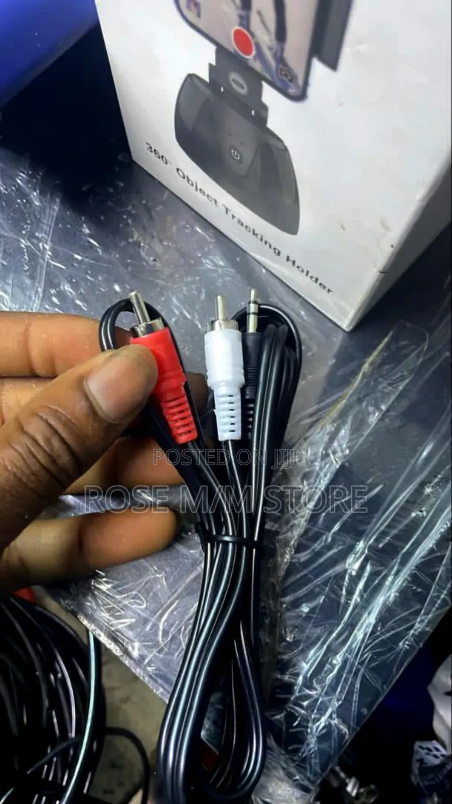 Av to Headphone Cord