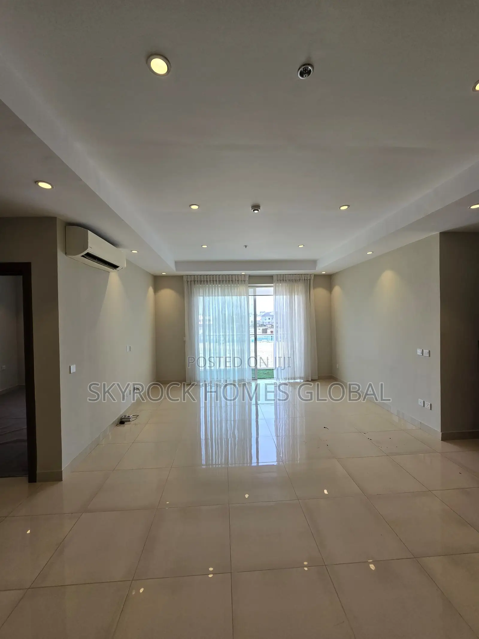 2bdrm Block of Flats in Victoria Island Extension for rent