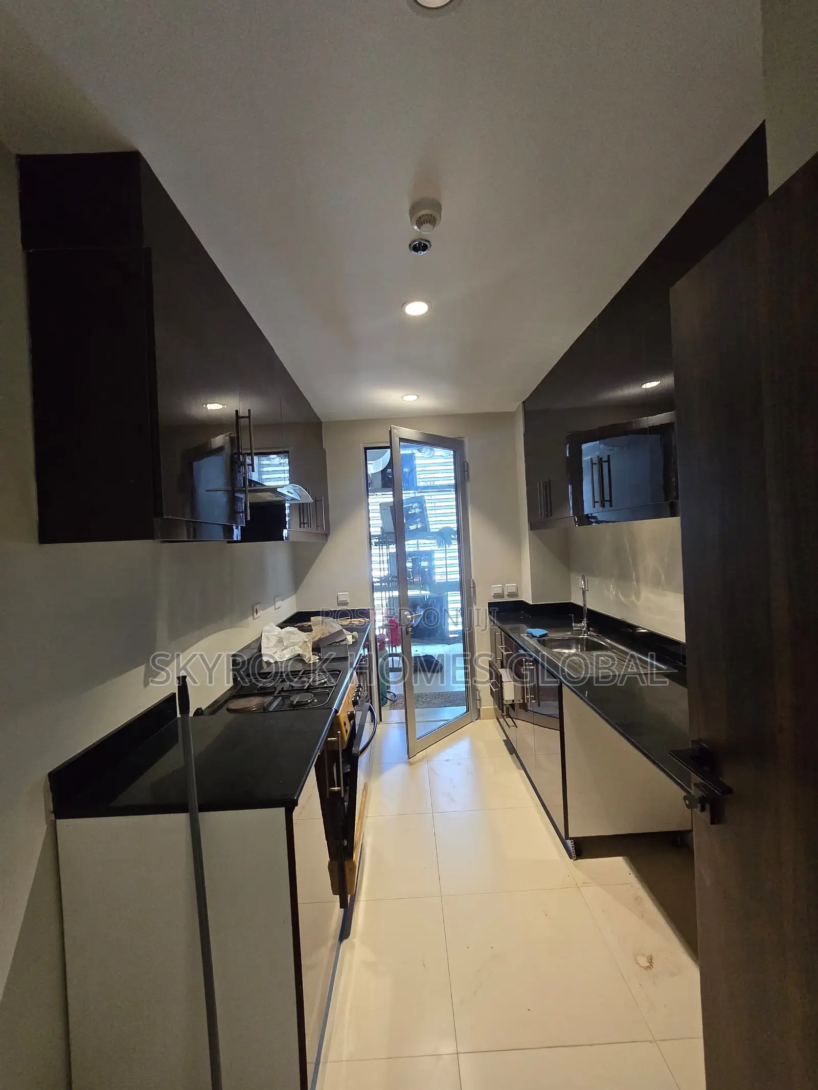 2bdrm Block of Flats in Victoria Island Extension for rent