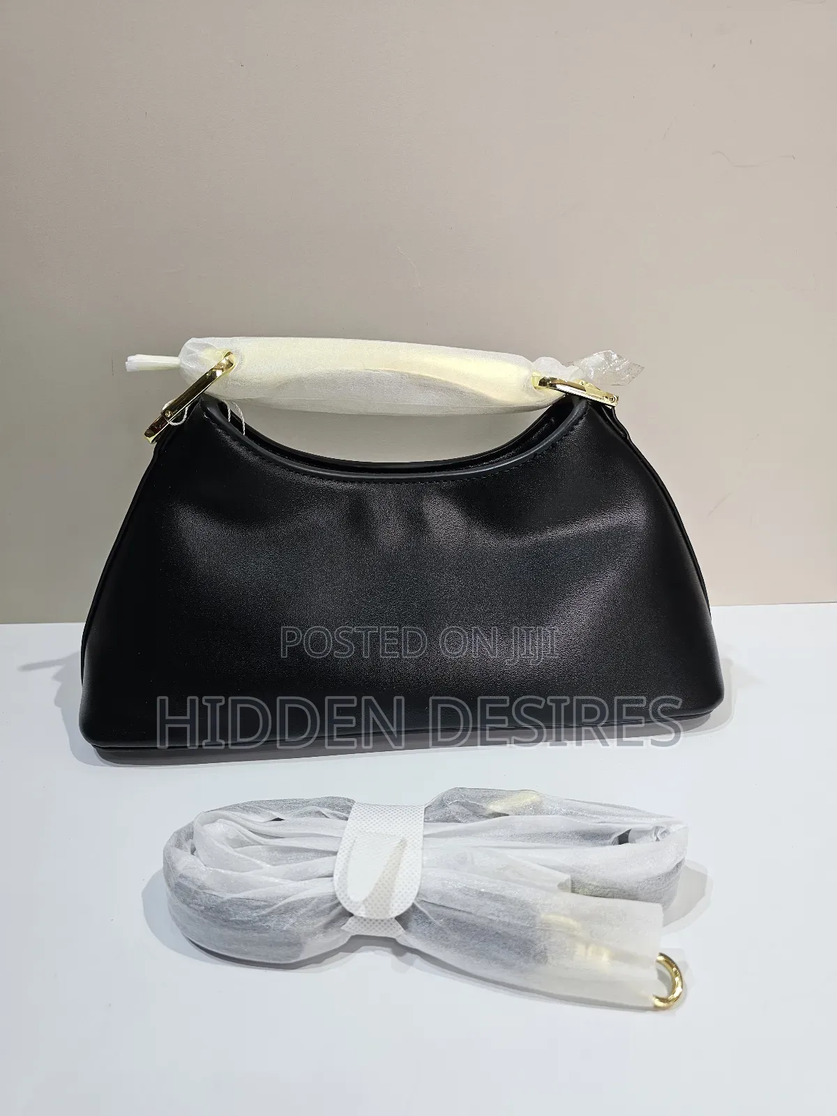 Sleek Half-Moon Top Handle Bag With Metallic Accent- Black