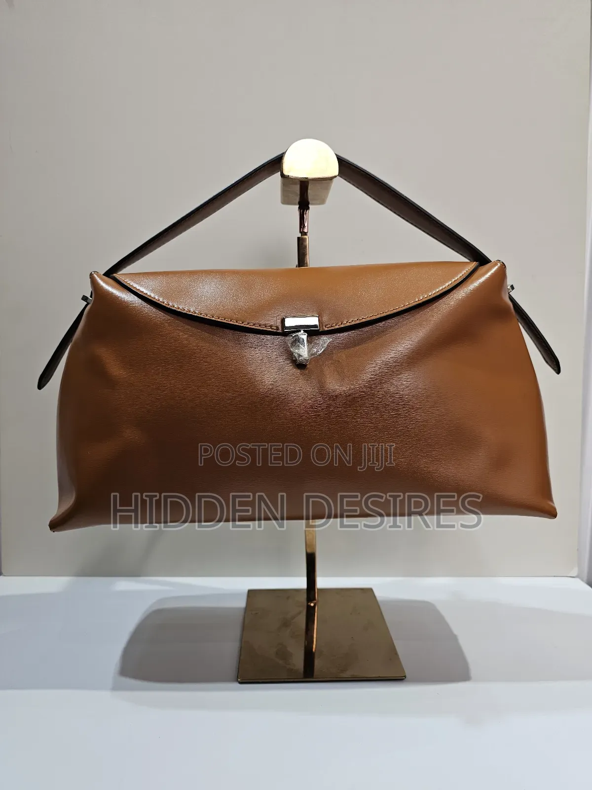 T-Lock Medium Pu Leather Tote Bag