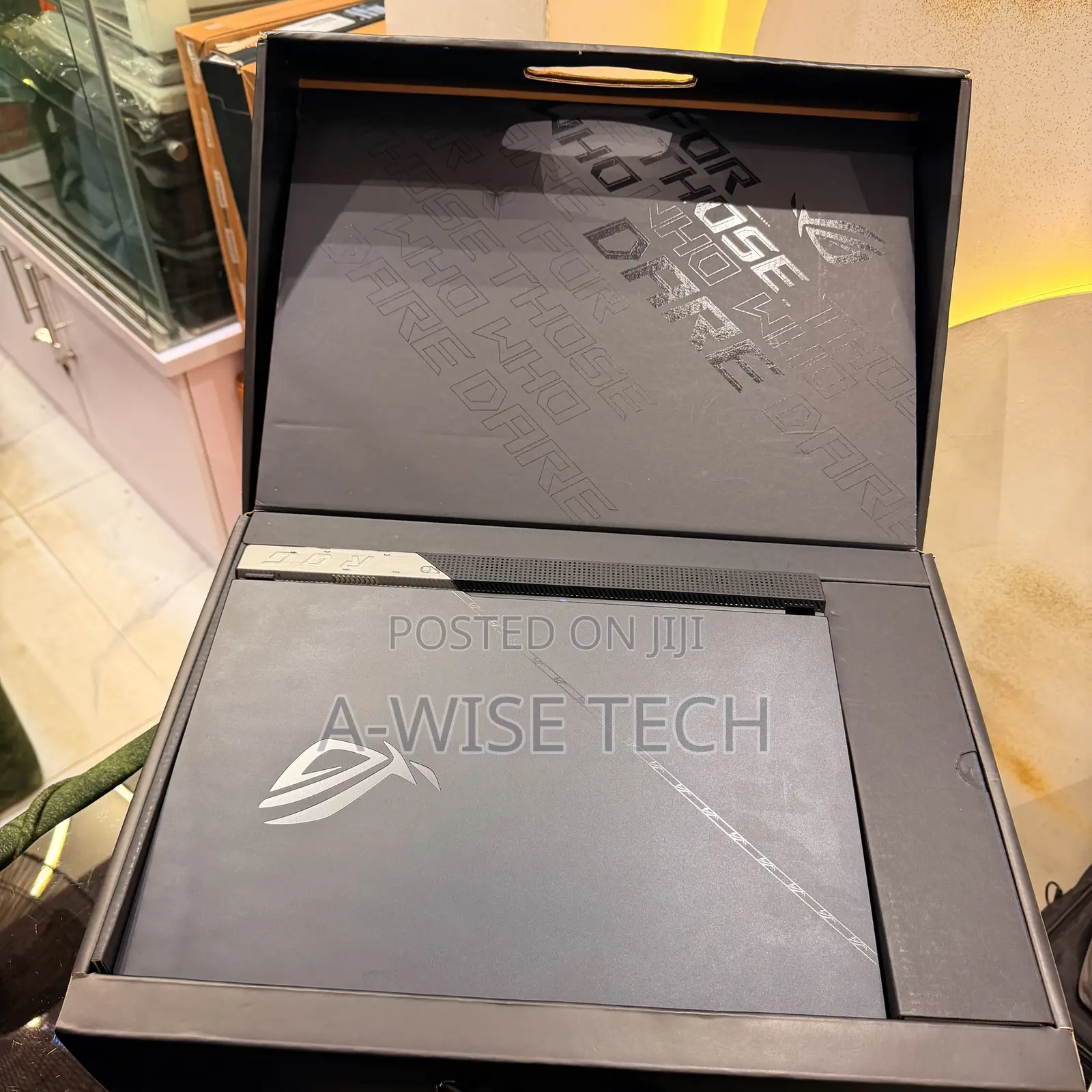 Laptop Asus ROG Strix SCAR 15 8GB Intel Core i9 SSD 1T
