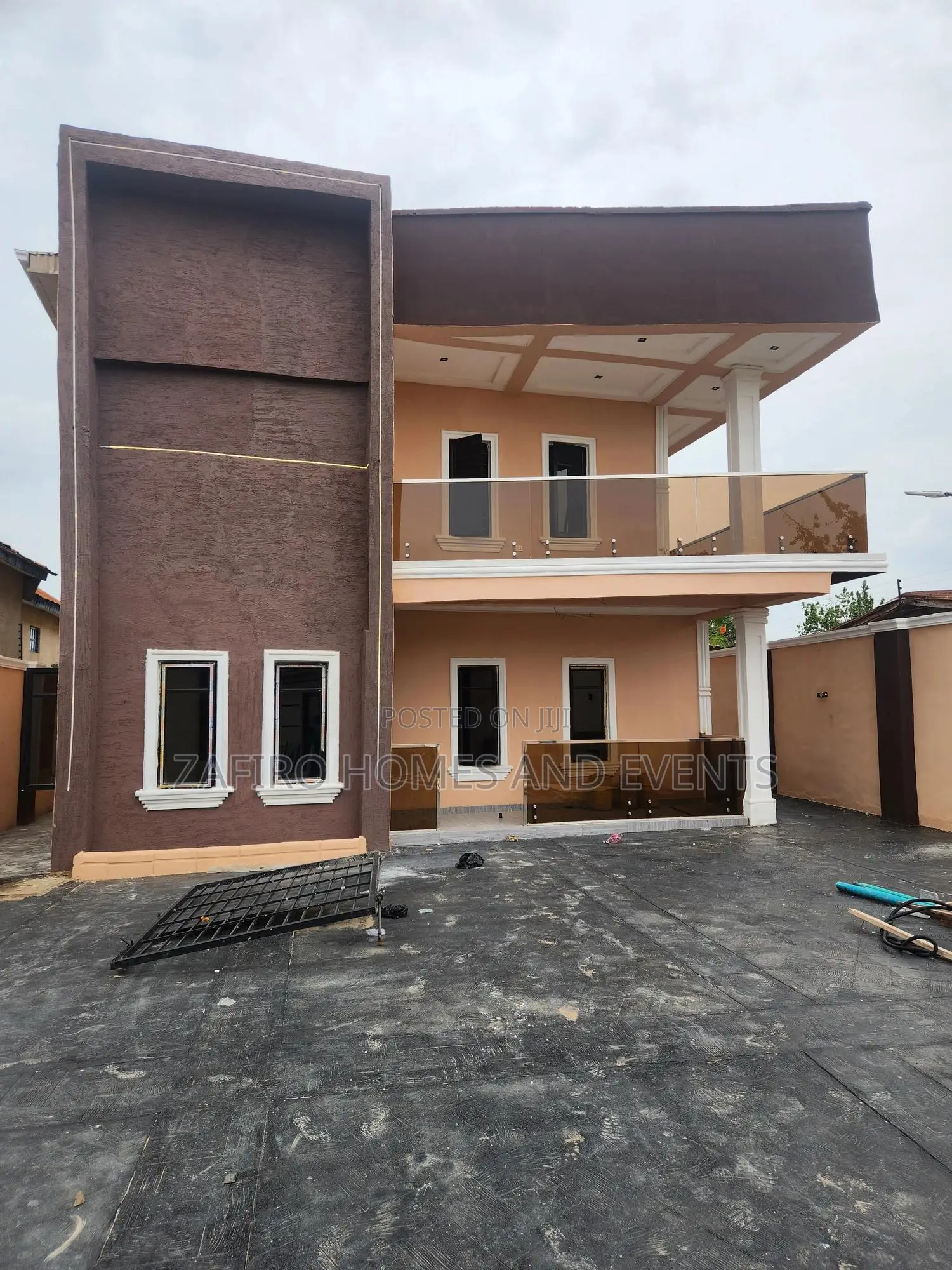 5bdrm Duplex in Ore Ofe Estate for sale