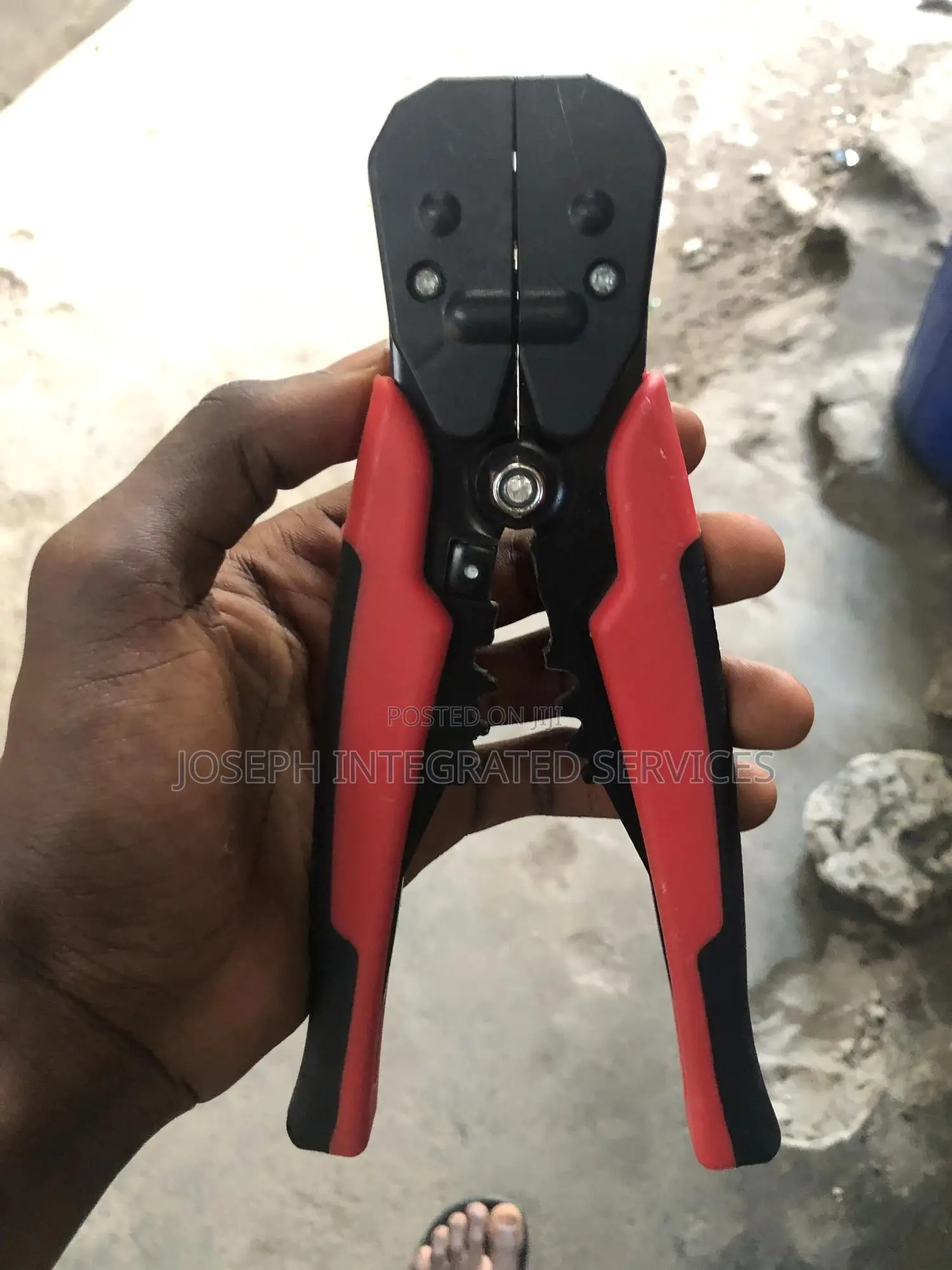 Multifunctional 3-in-1 Tool