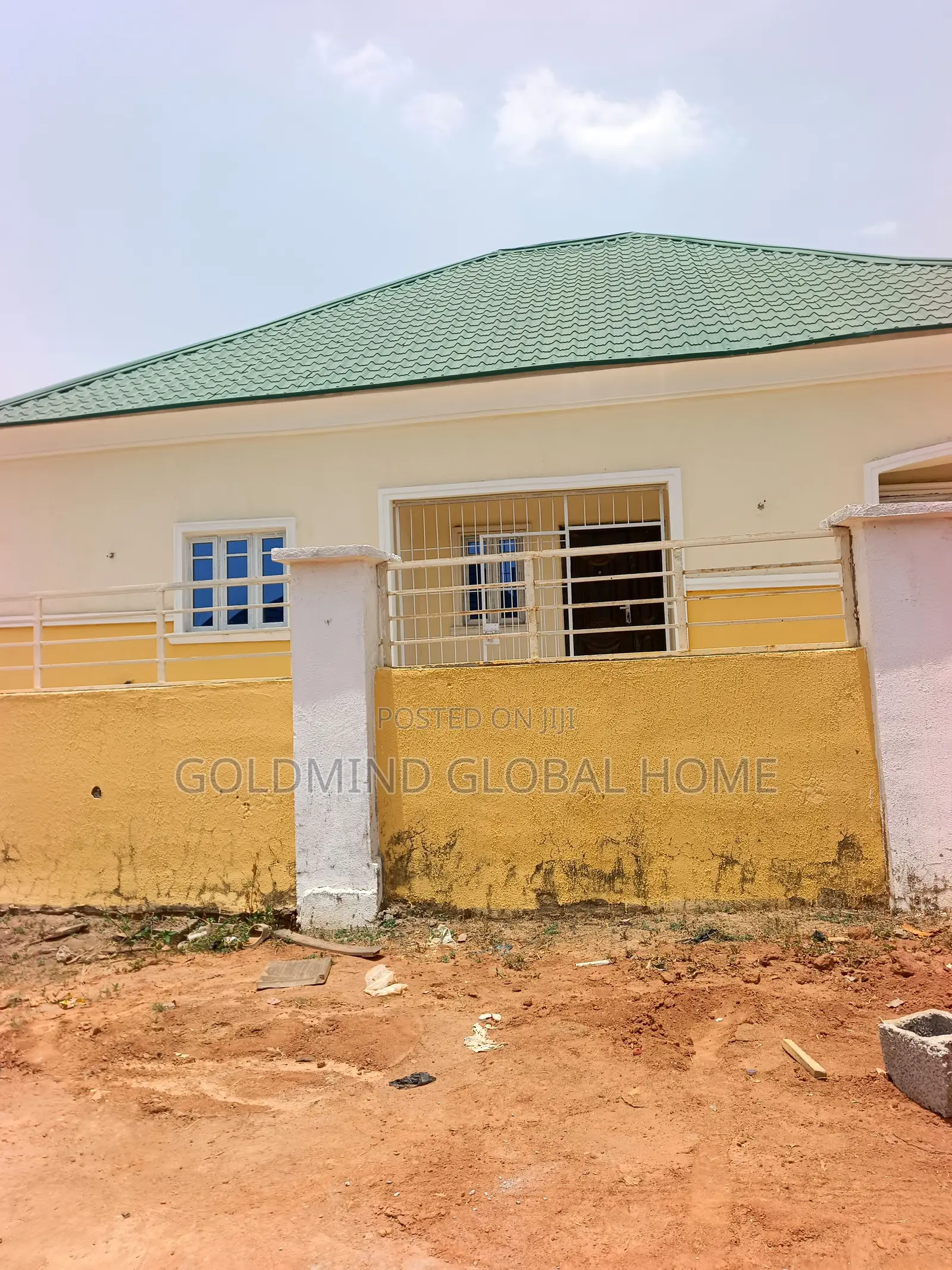 3bdrm Bungalow in Goldmind Estate, FHA for sale