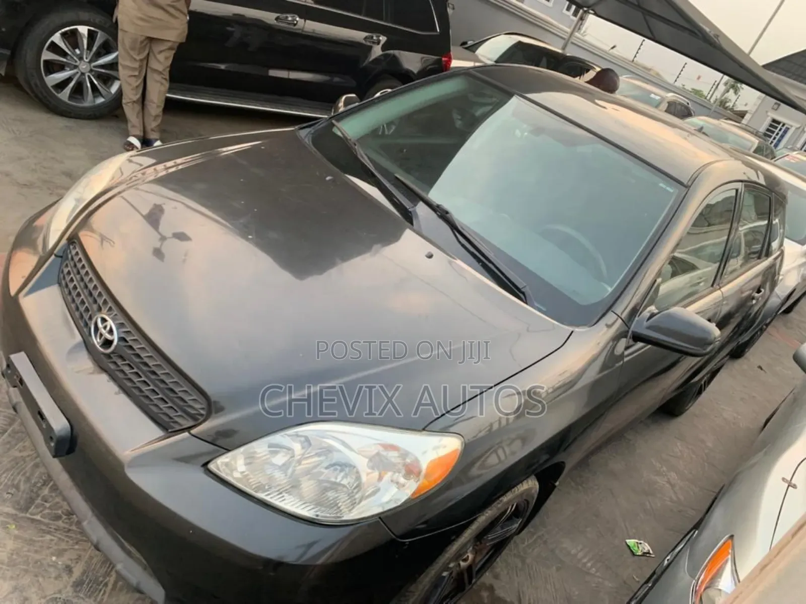 Toyota Matrix Hatchback AWD (1.8L 4cyl 4A) 2005 Gray