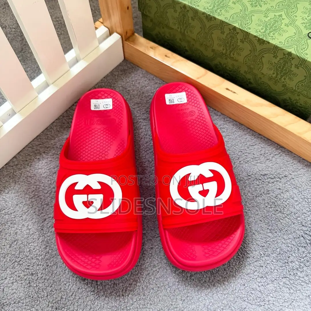 Gucci Web-Detailed Pool Slides