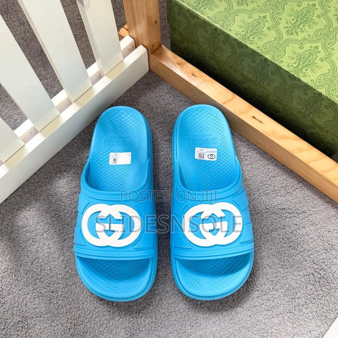 Gucci Web-Detailed Pool Slides