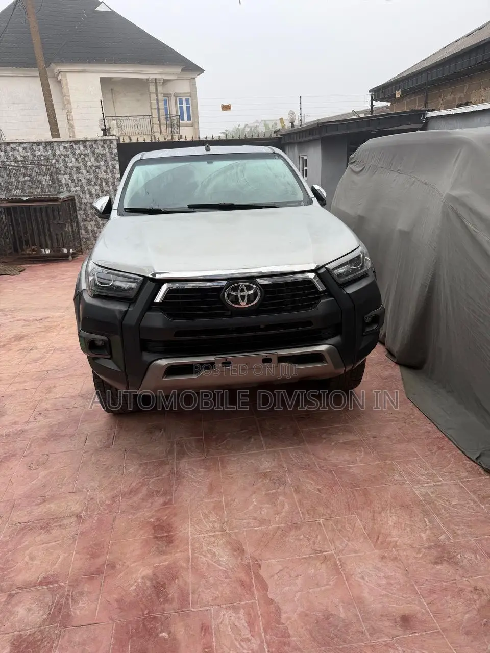 Toyota Hilux SR5 4x4 2016 Silver