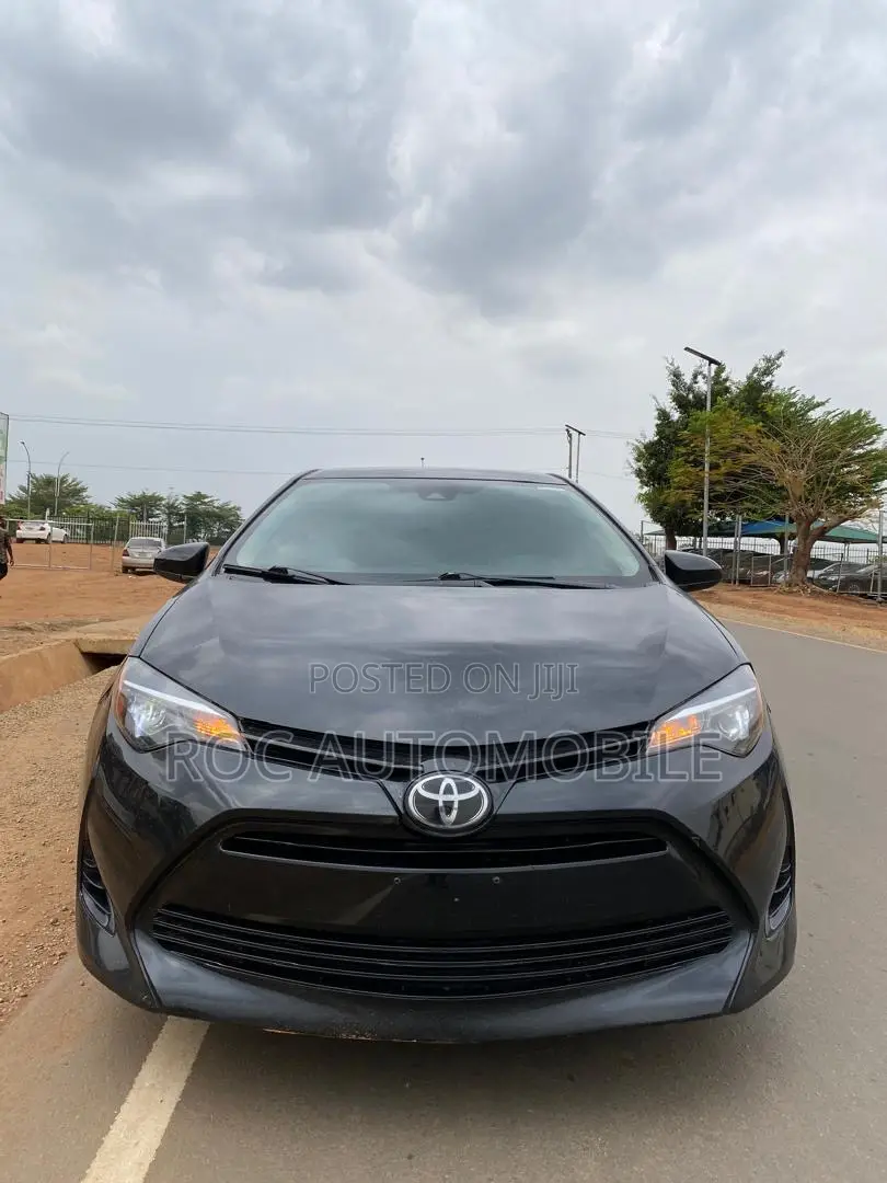 Toyota Corolla 2017 Black