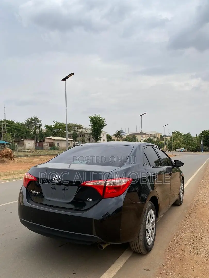 Toyota Corolla 2017 Black