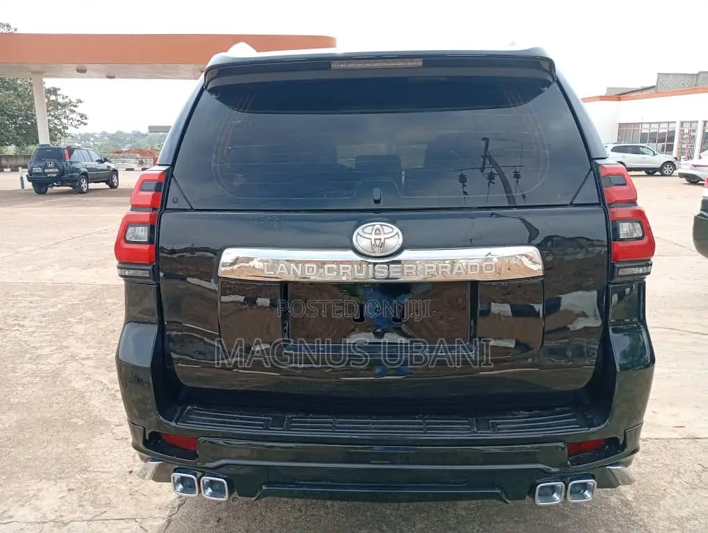 Toyota Land Cruiser Prado 4.0 Petrol GX-L 2014 Black