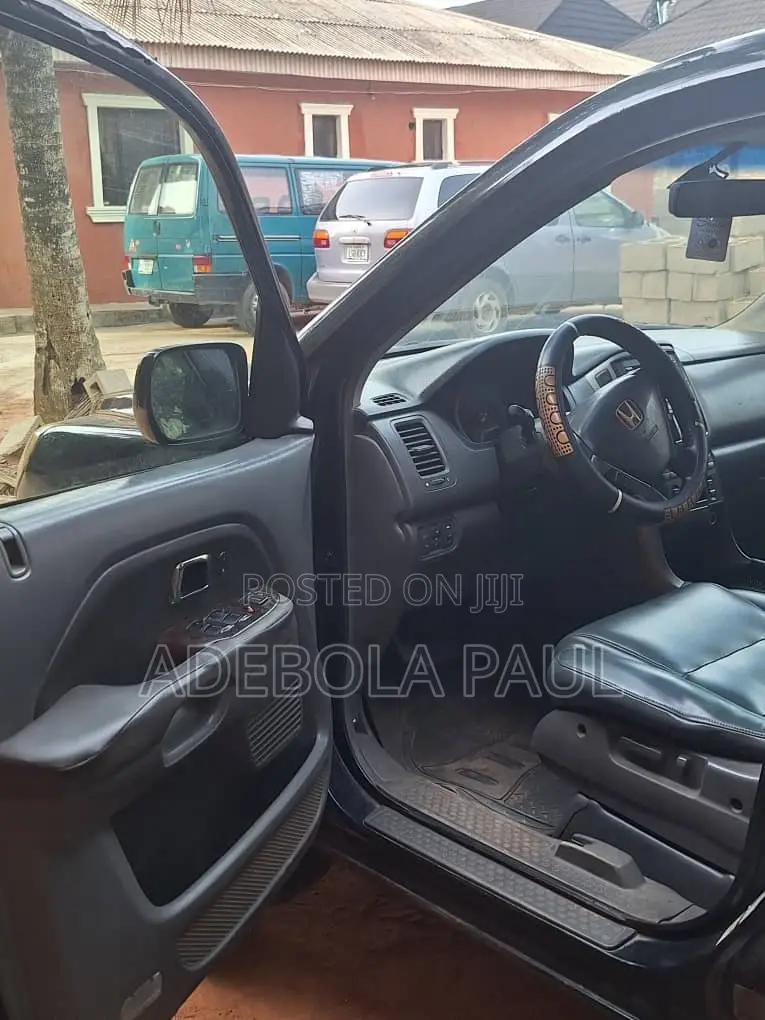 Honda Pilot 2005 Black