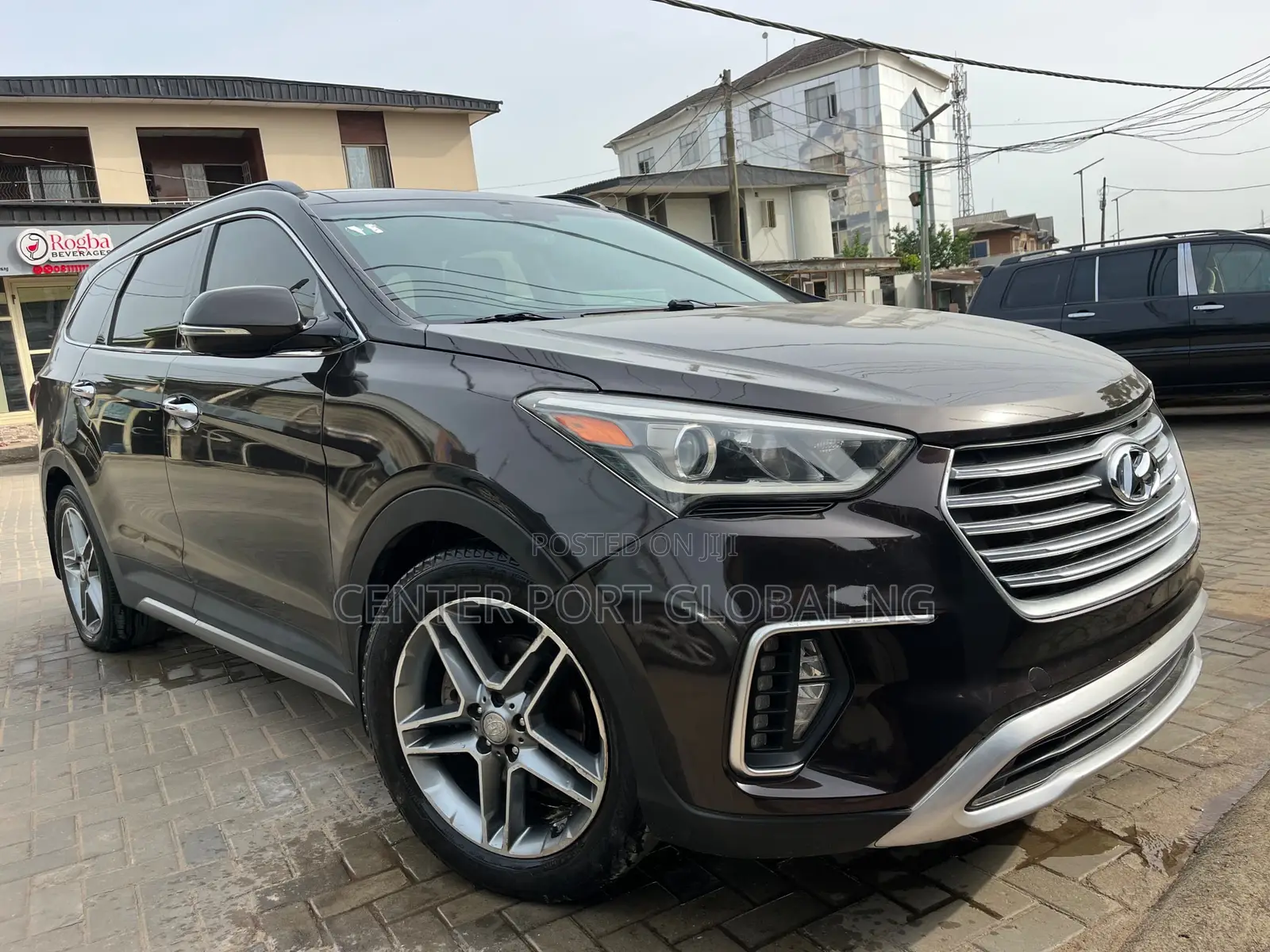 Hyundai Santa Fe SE Ultimate FWD 2018 Brown