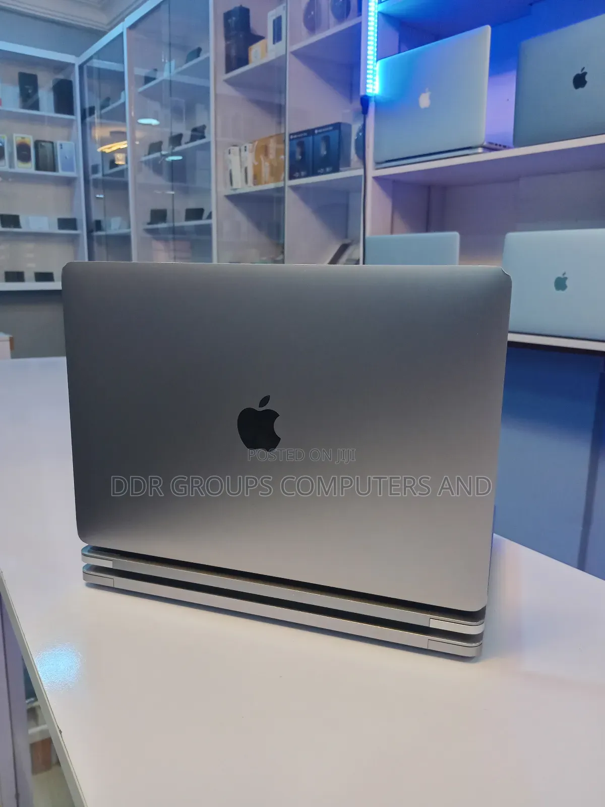 Laptop Apple MacBook Pro 2019 8GB Intel Core i5 SSD 128GB