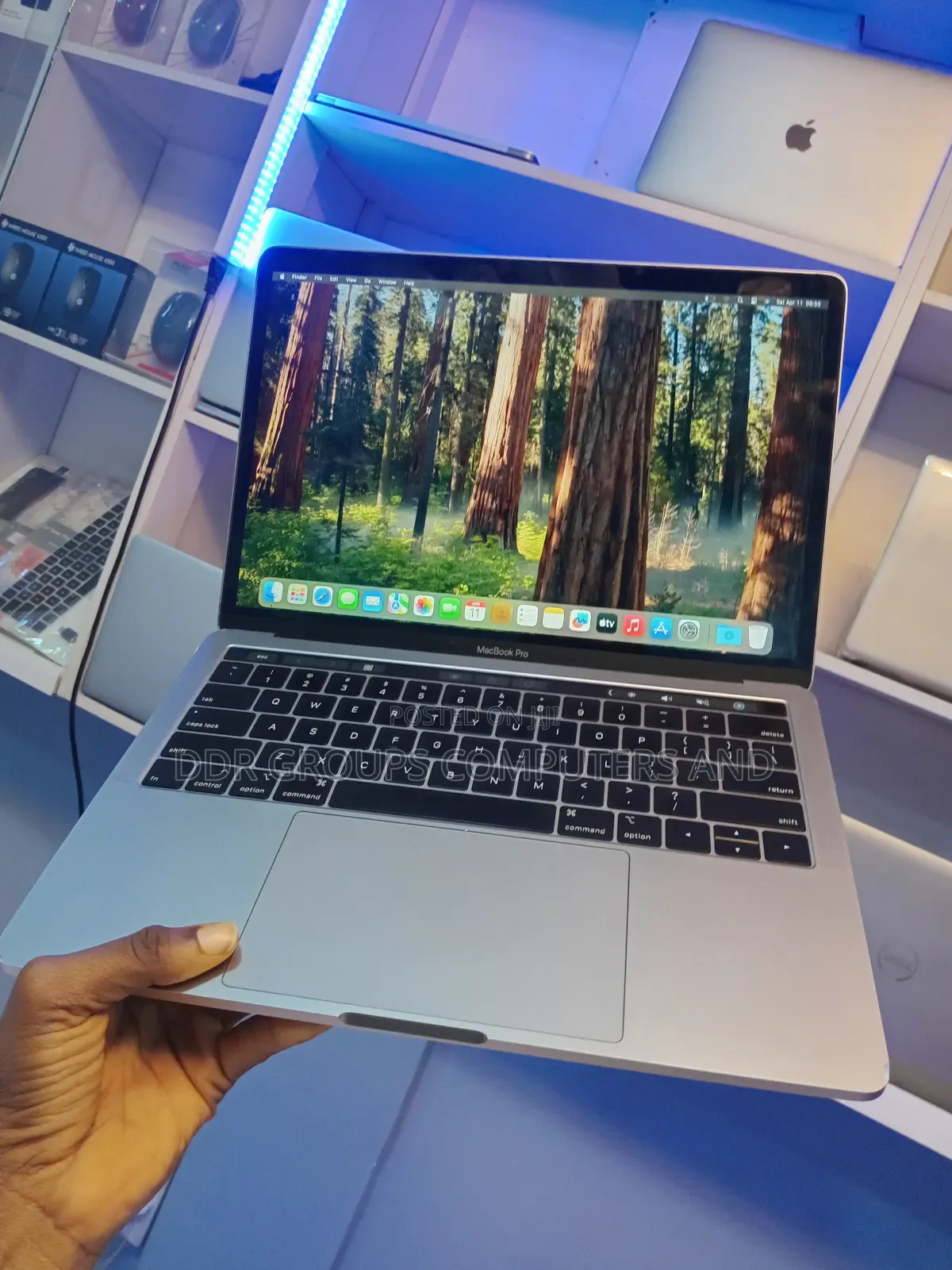 Laptop Apple MacBook Pro 2019 8GB Intel Core i5 SSD 128GB