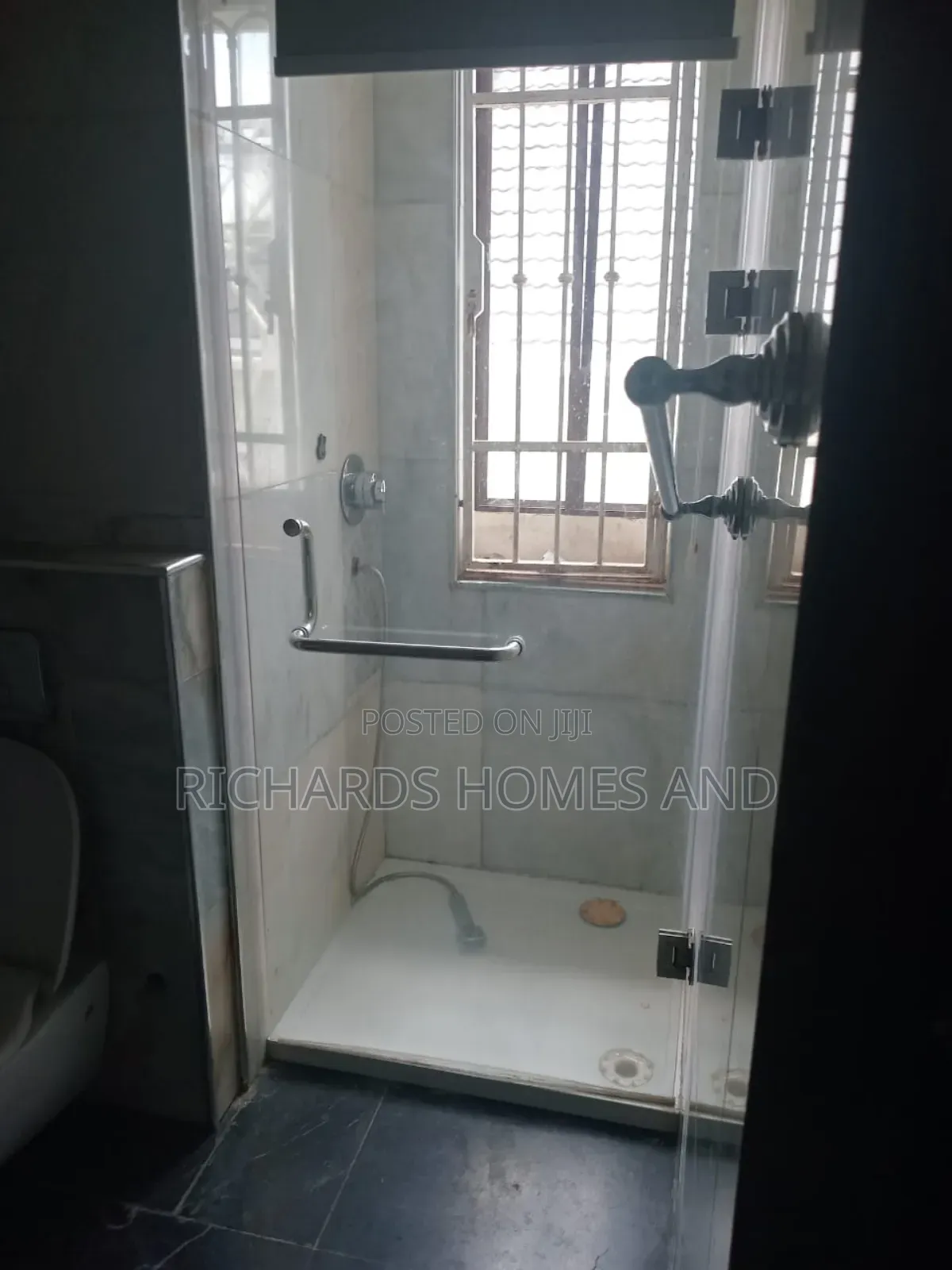 2bdrm Apartment in Banana Island for rent