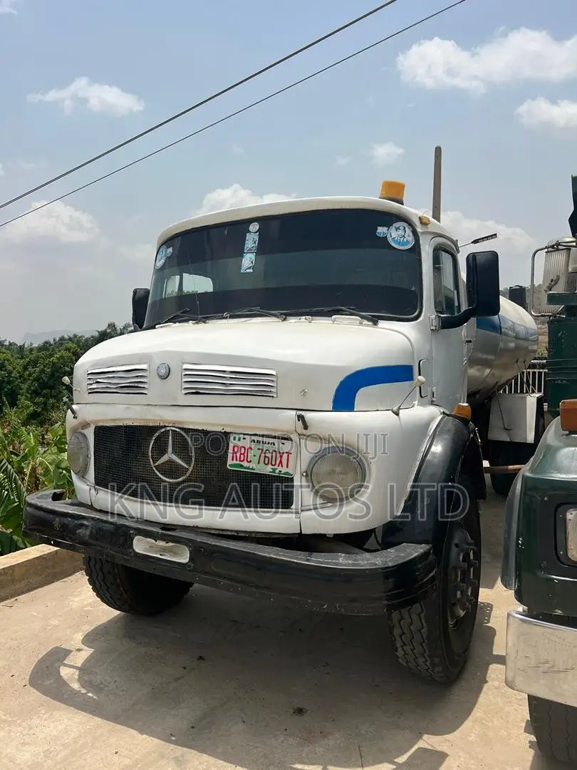 Mercedes Water Tanker