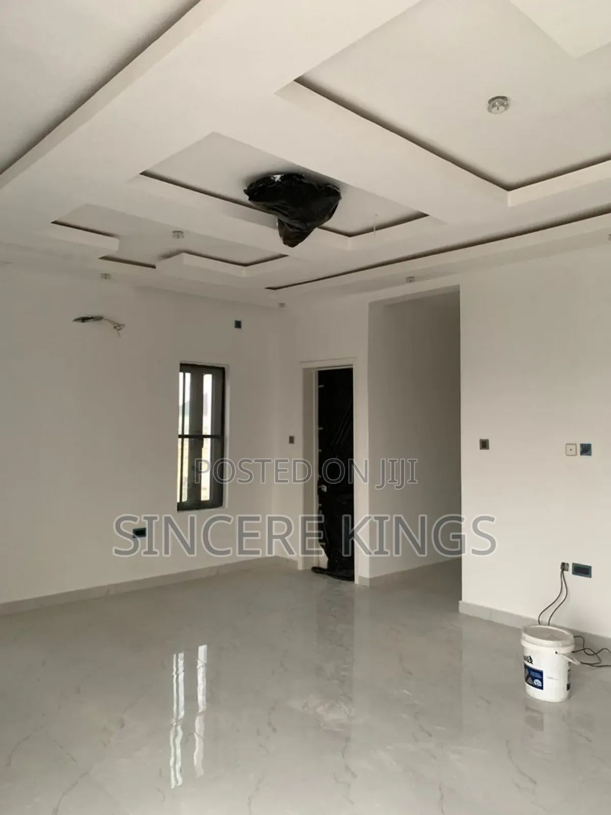 6bdrm Duplex in Shelter Afrique, Uyo for sale