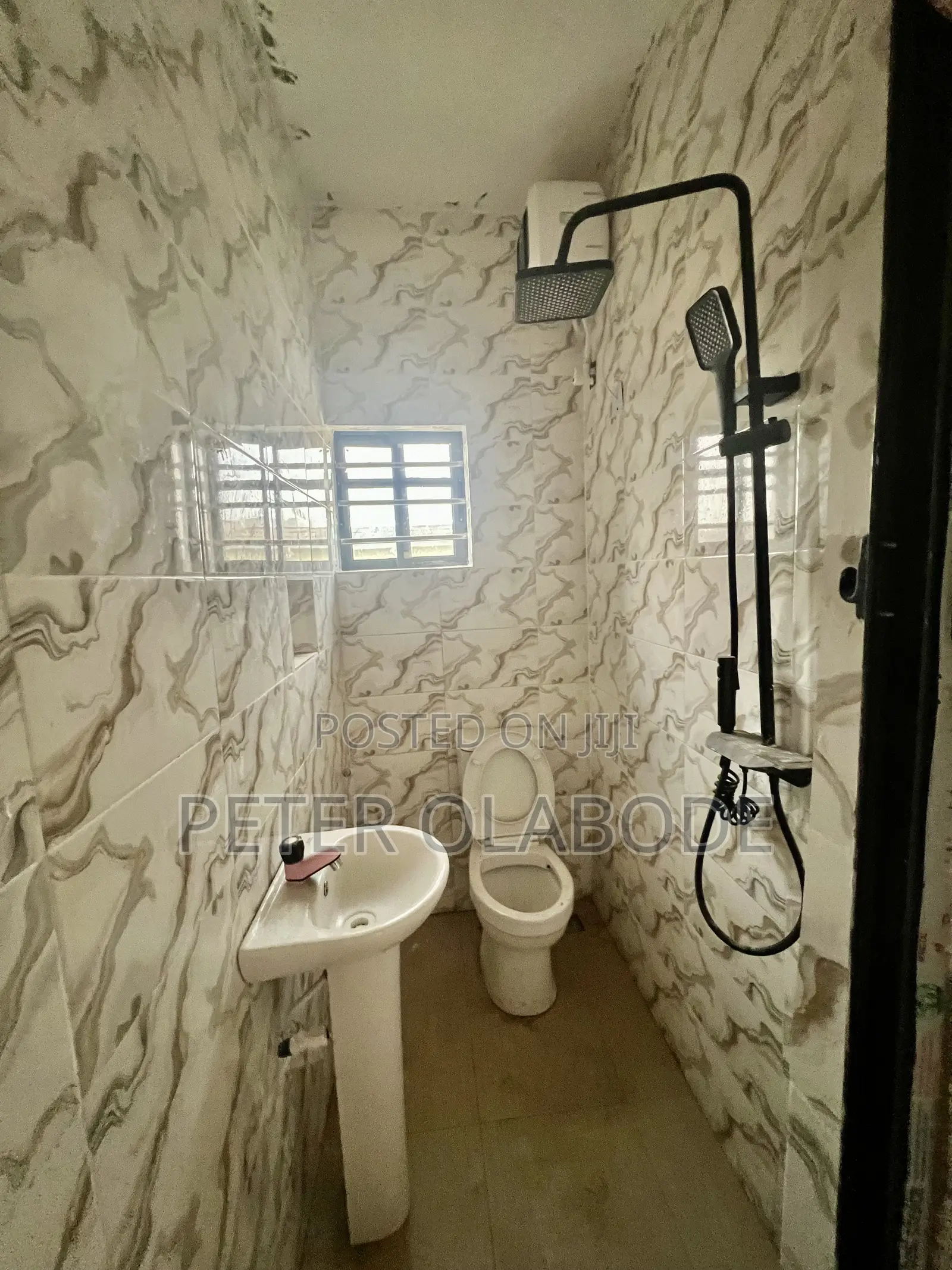 Studio Apartment in Bariga / Shomolu for rent