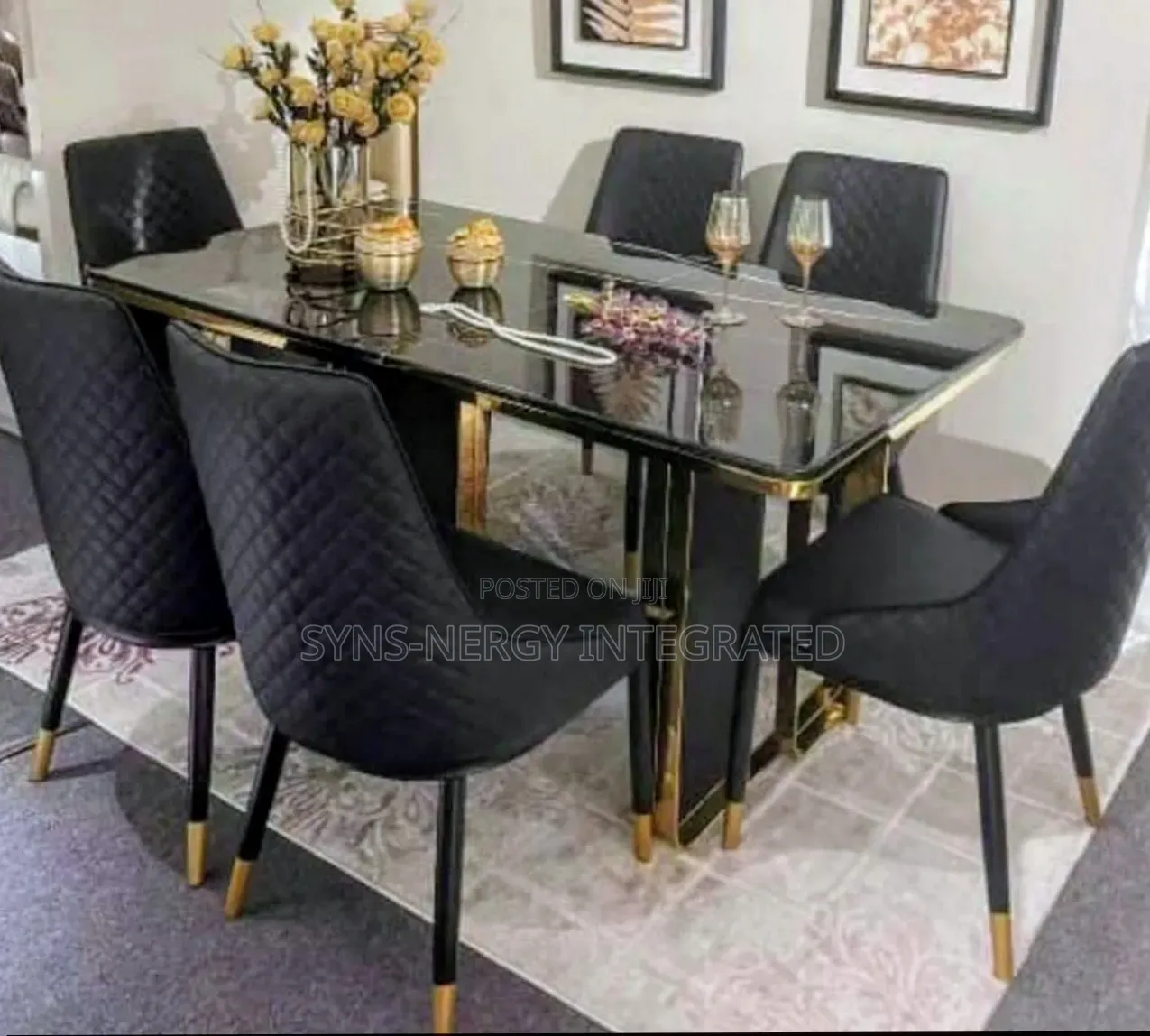 Luxury Dinning Table and Chair