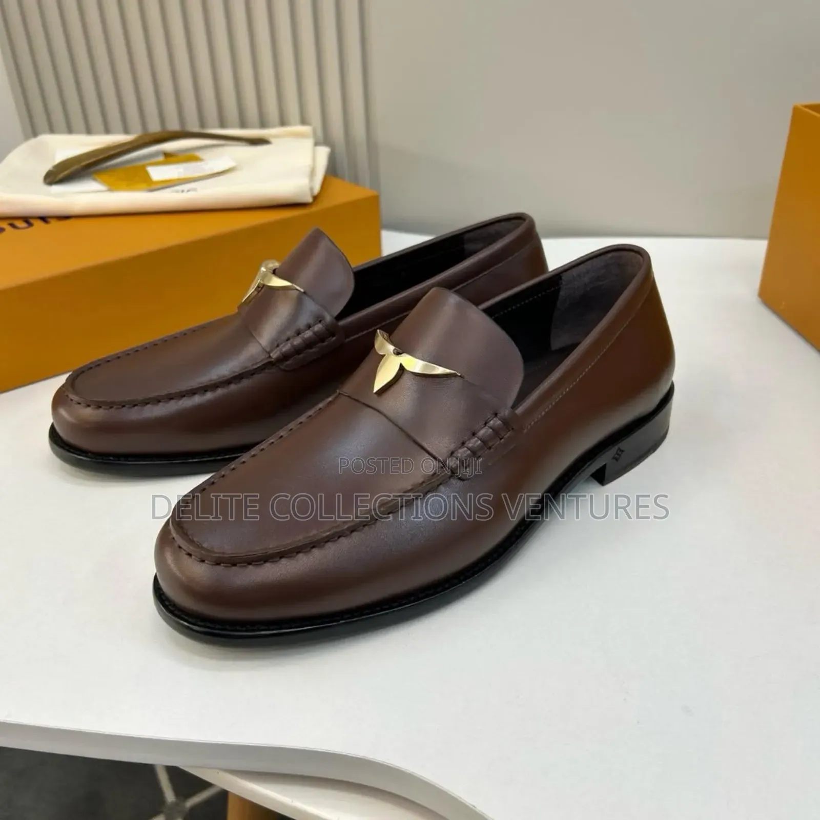 Update  
 Louis Vuitton Oxford Loafers
 A