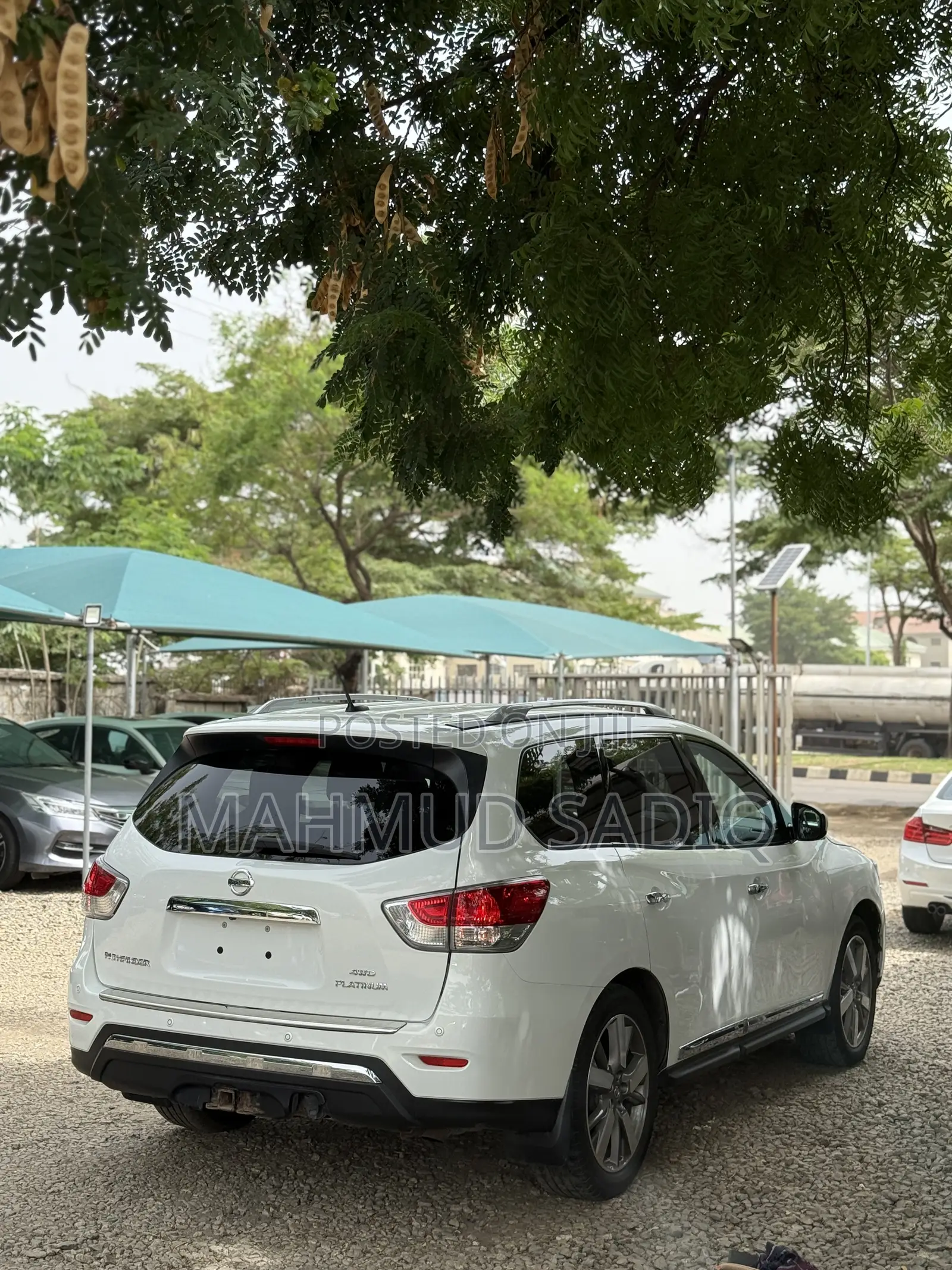 Nissan Pathfinder Platinum 4dr SUV 4WD (3.5L 6cyl CVT) 2014 White