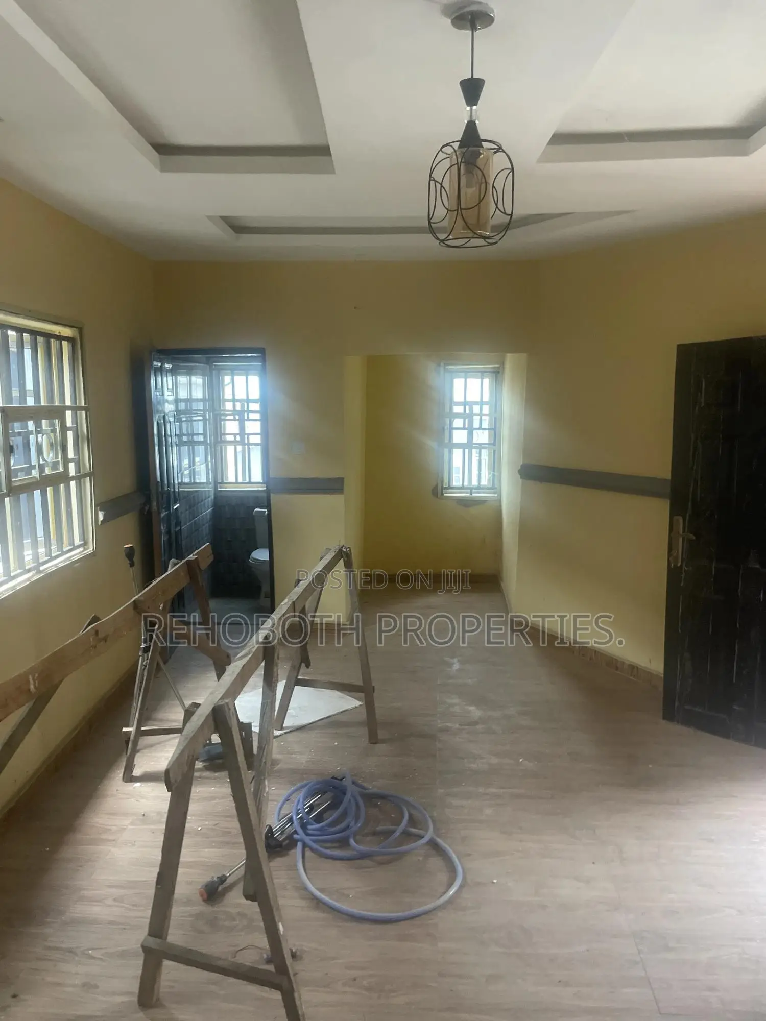 2bdrm Bungalow in Mekun Elebu, Akala Express for rent