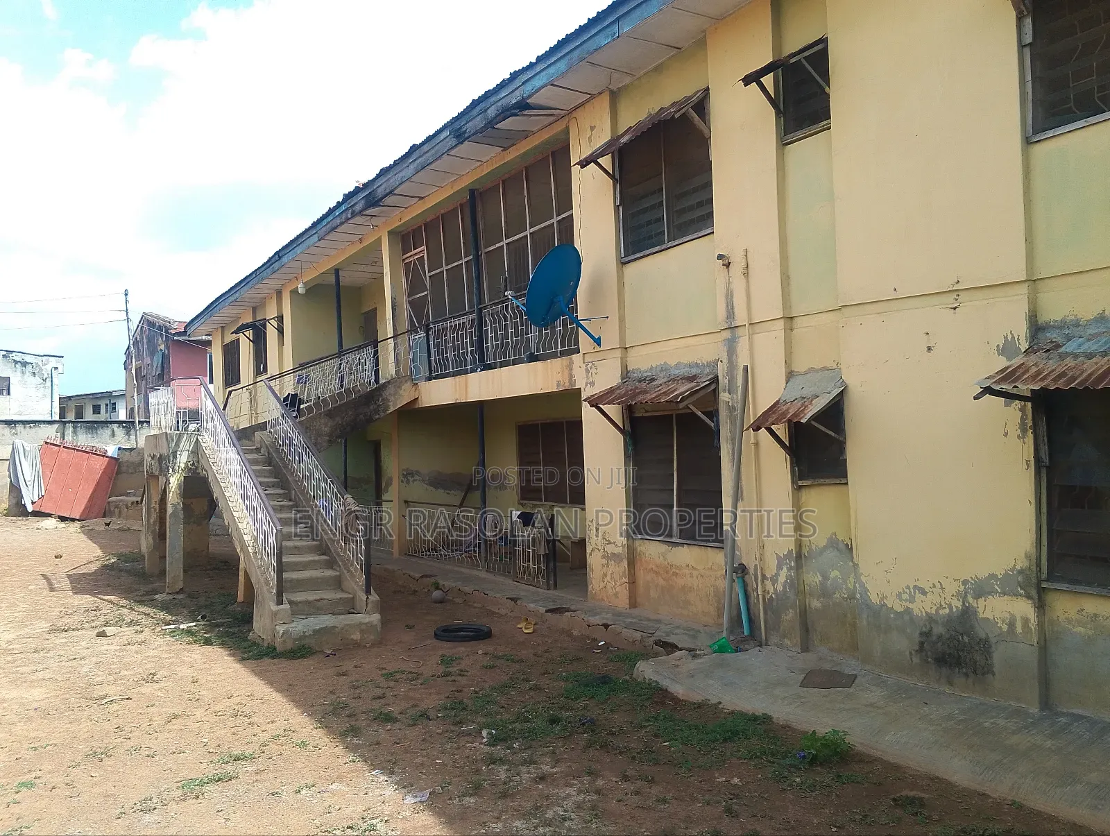 3bdrm Block of Flats in Pipeline, Ilorin South for sale