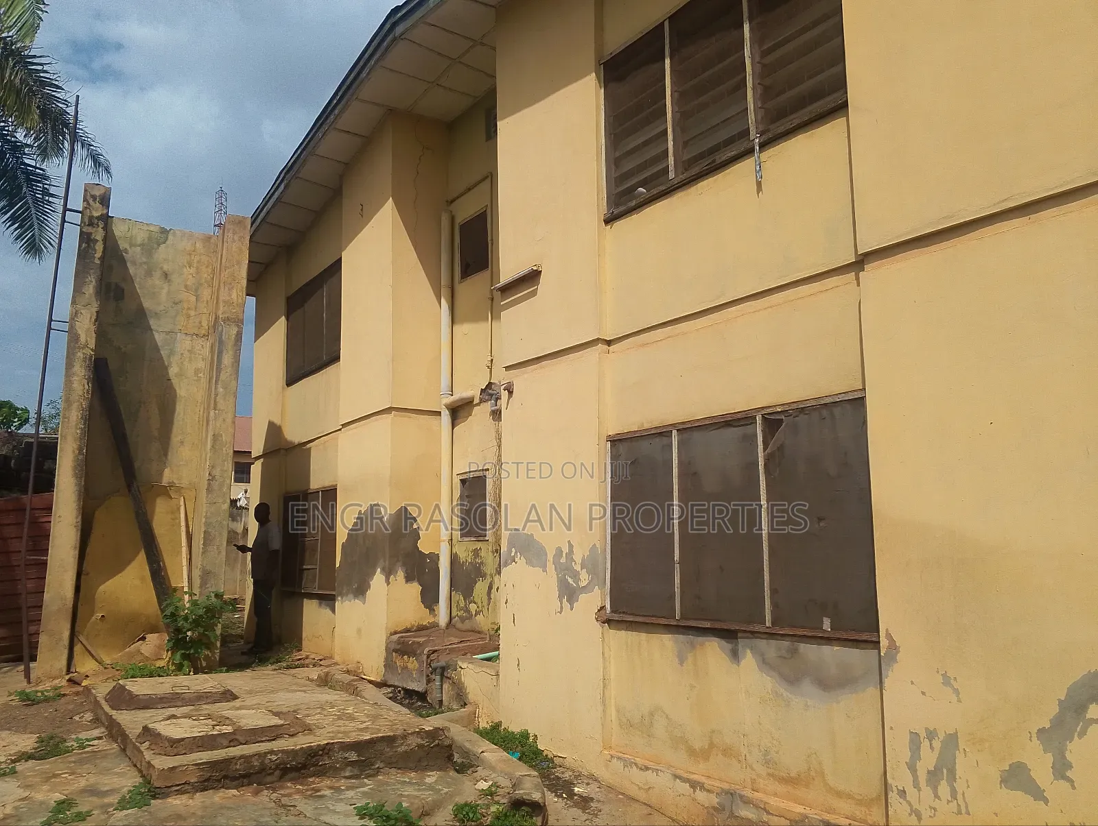 3bdrm Block of Flats in Pipeline, Ilorin South for sale