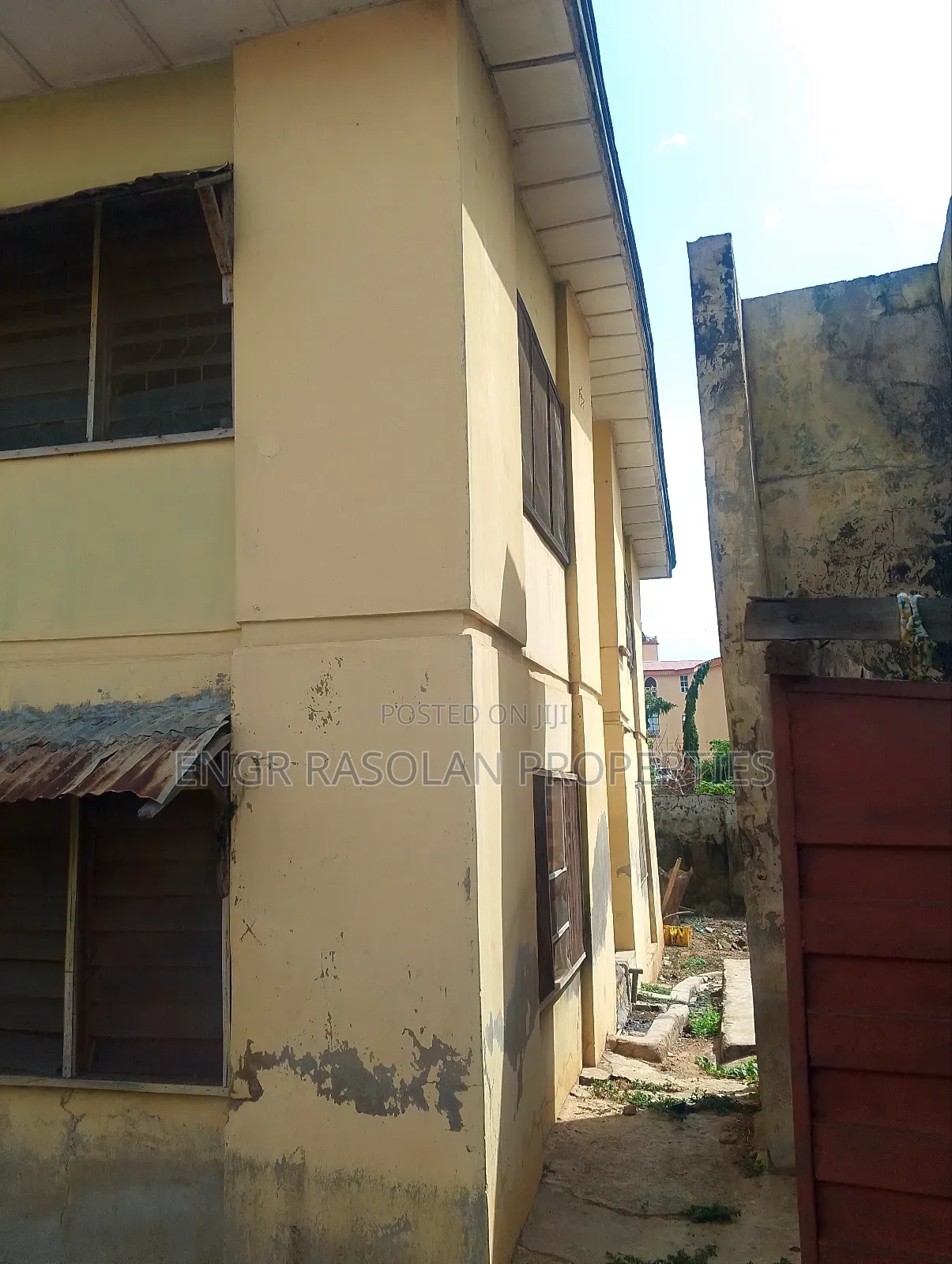 3bdrm Block of Flats in Pipeline, Ilorin South for sale